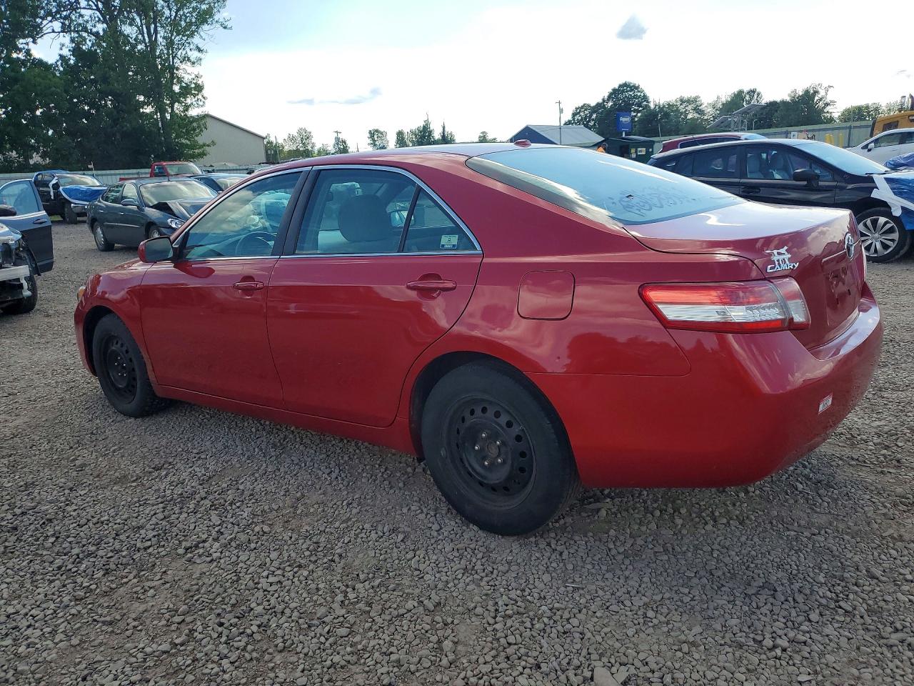 2010 Toyota Camry Le Red vin: 4T1BF3EK9AU043972