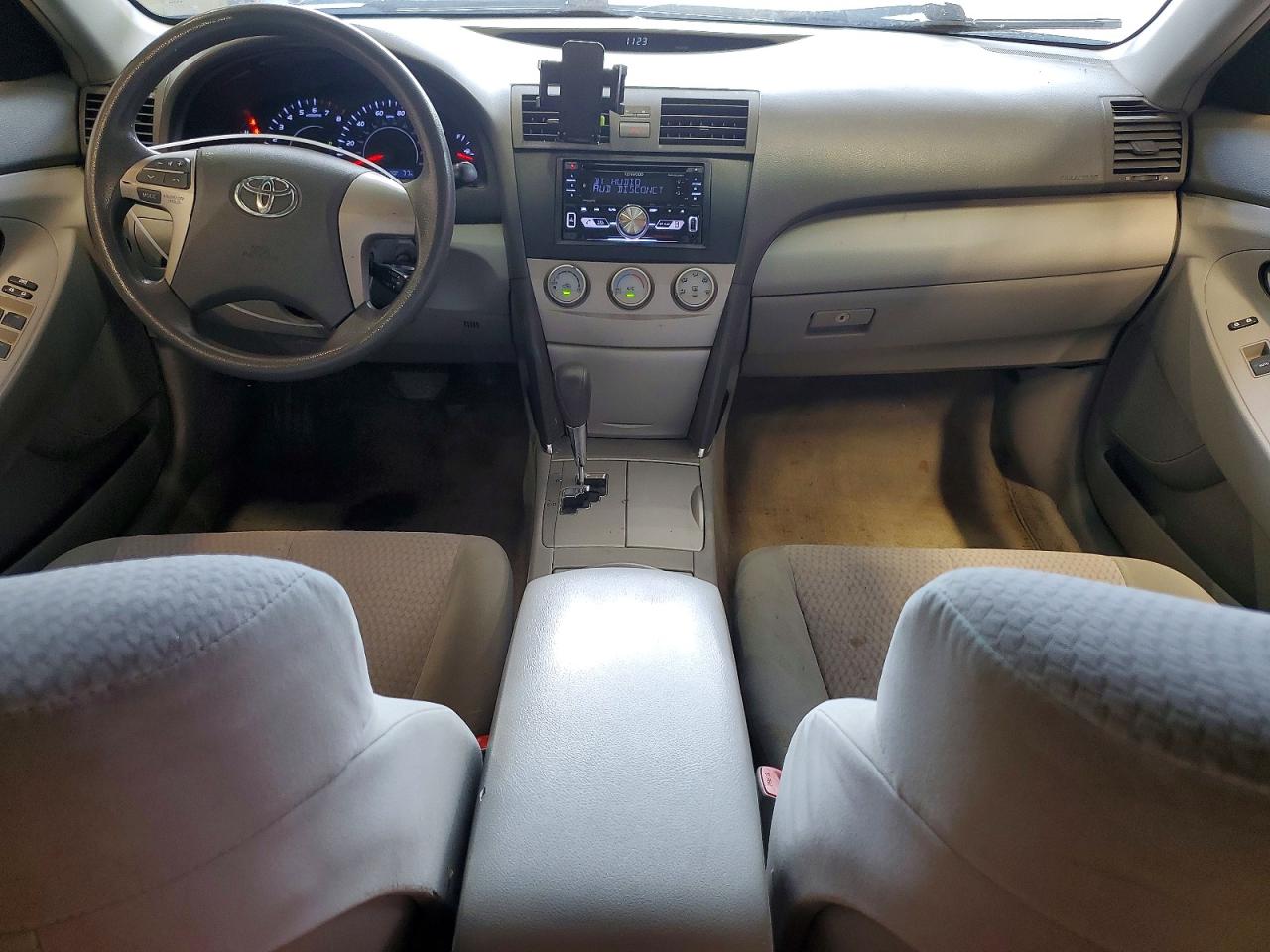 2010 Toyota Camry Le Gray vin: 4T1BF3EK9AU076535