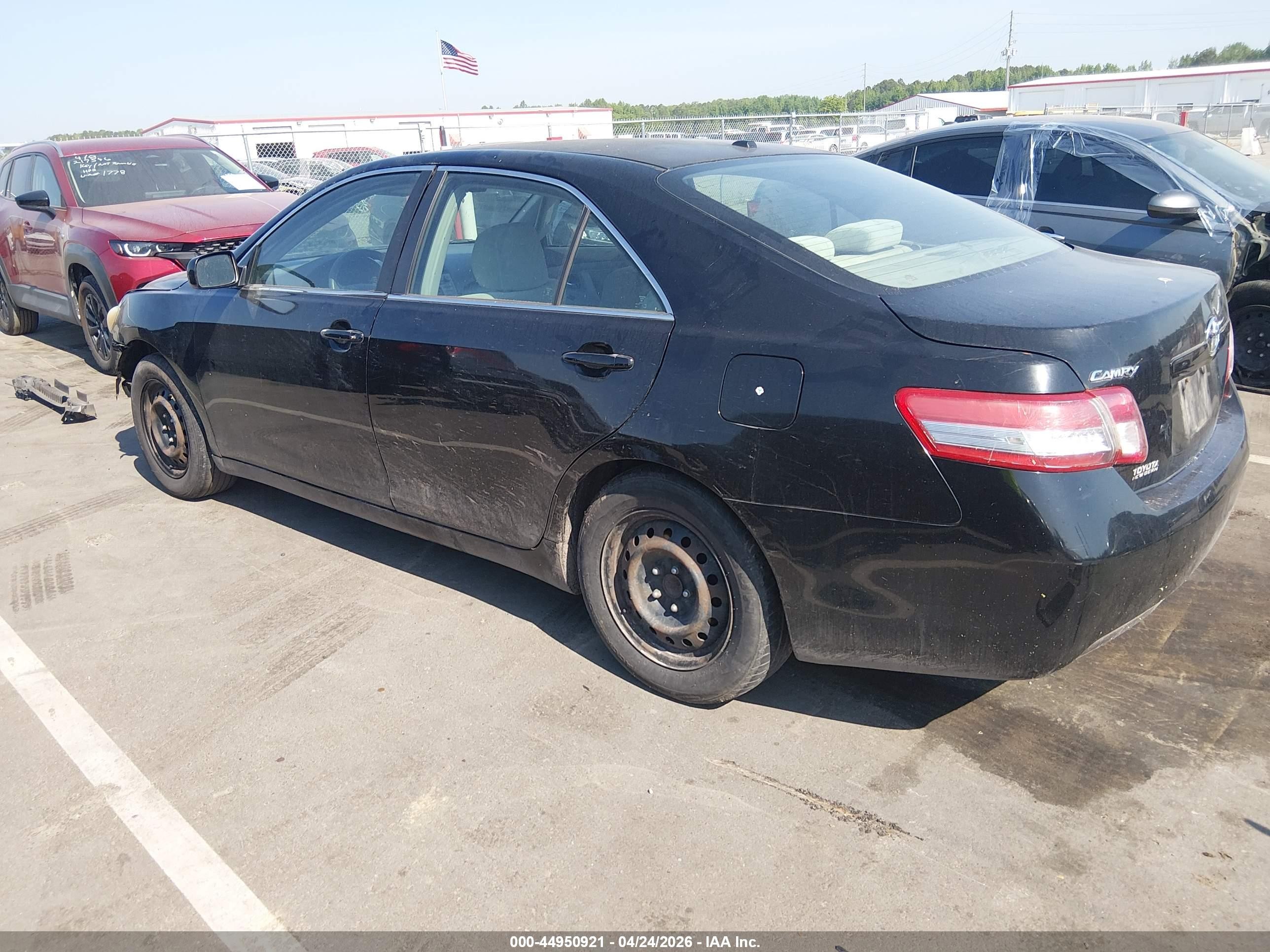 2010 Toyota Camry Le Black vin: 4T1BF3EK9AU079502