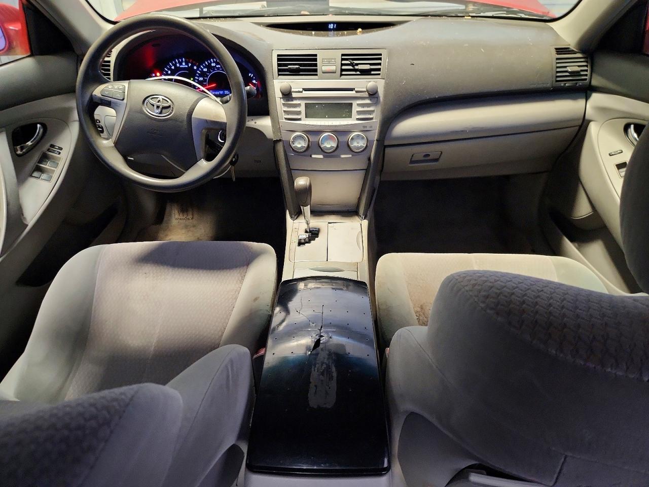 2010 Toyota Camry Le Red vin: 4T1BF3EK9AU081329