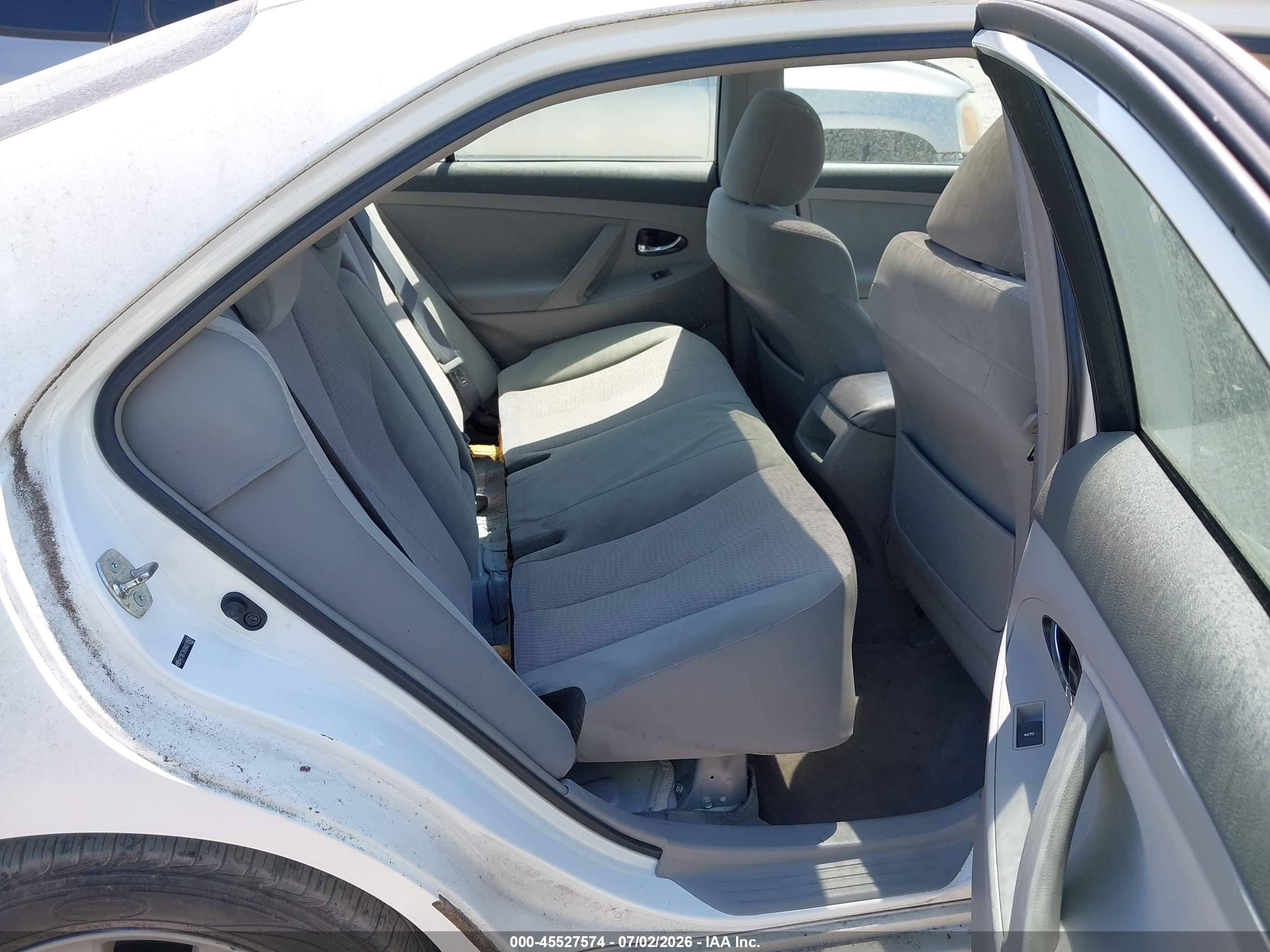 2010 Toyota Camry Le Белый vin: 4T1BF3EK9AU510565