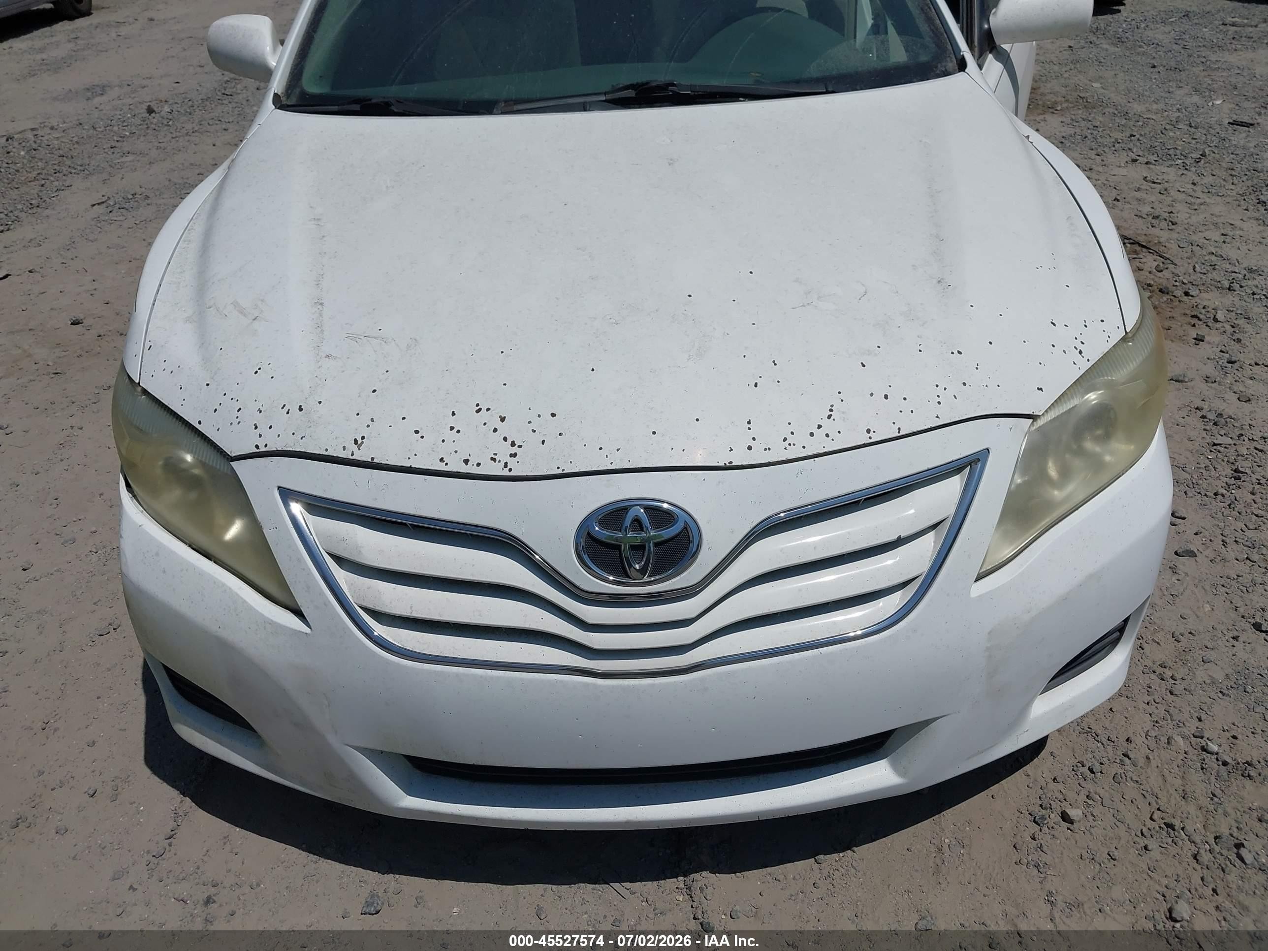 2010 Toyota Camry Le Белый vin: 4T1BF3EK9AU510565