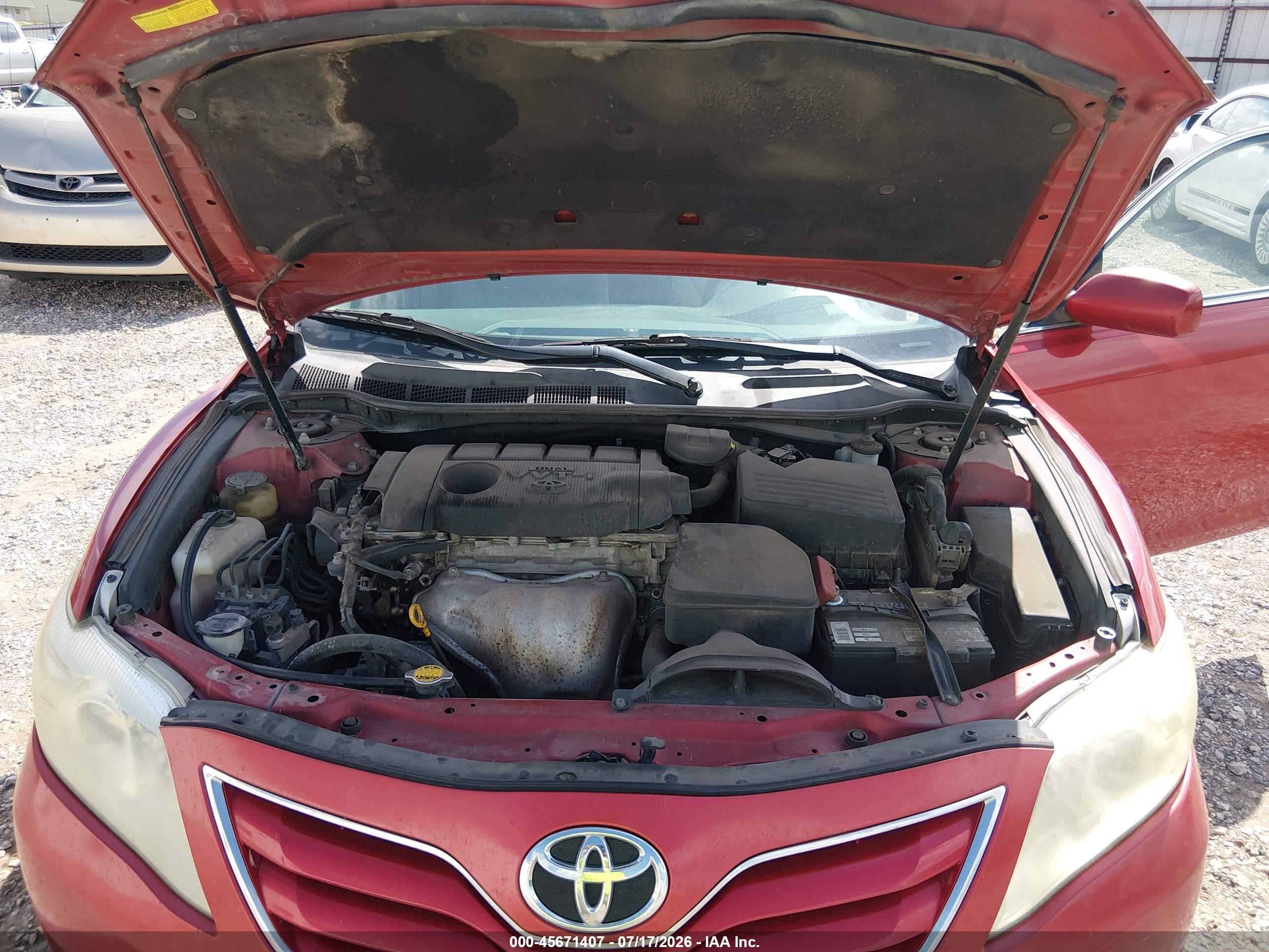 2011 Toyota Camry Le Red vin: 4T1BF3EK9BU139070