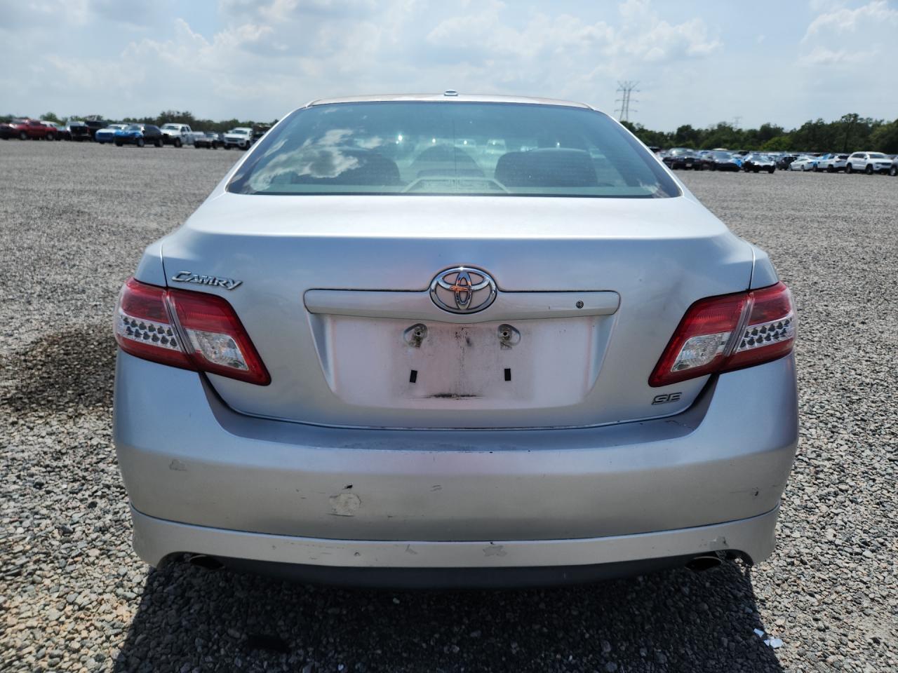 2011 Toyota Camry Se Silver vin: 4T1BF3EK9BU149727
