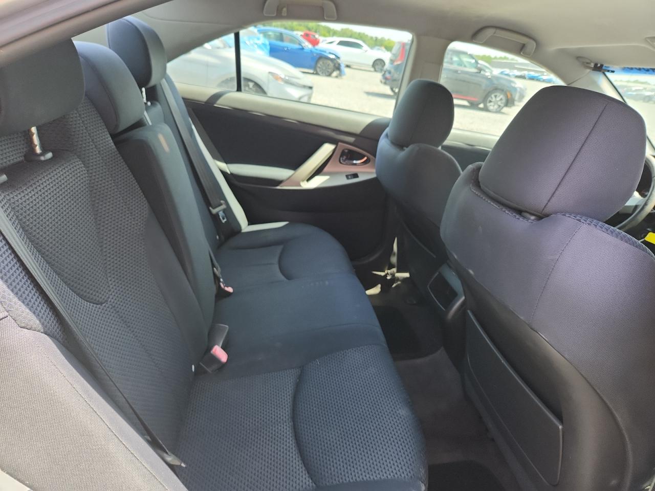2011 Toyota Camry Se Silver vin: 4T1BF3EK9BU149727