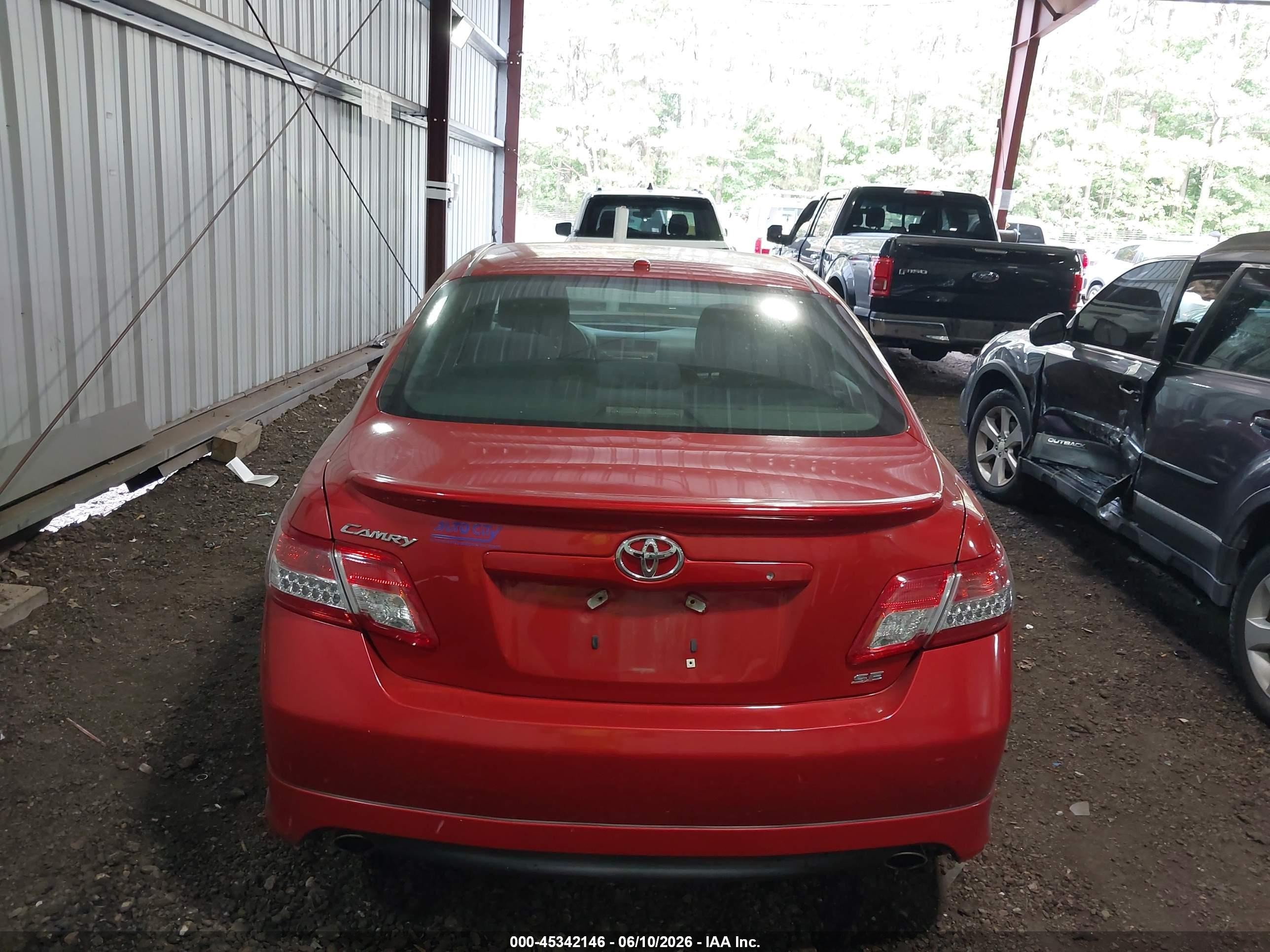 2011 Toyota Camry Se Red vin: 4T1BF3EK9BU154202