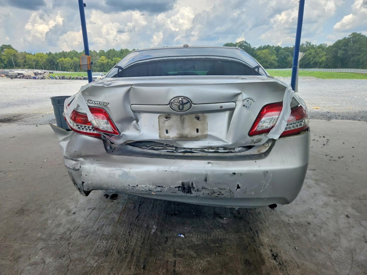 2011 Toyota Camry Le Серебряный vin: 4T1BF3EK9BU156600