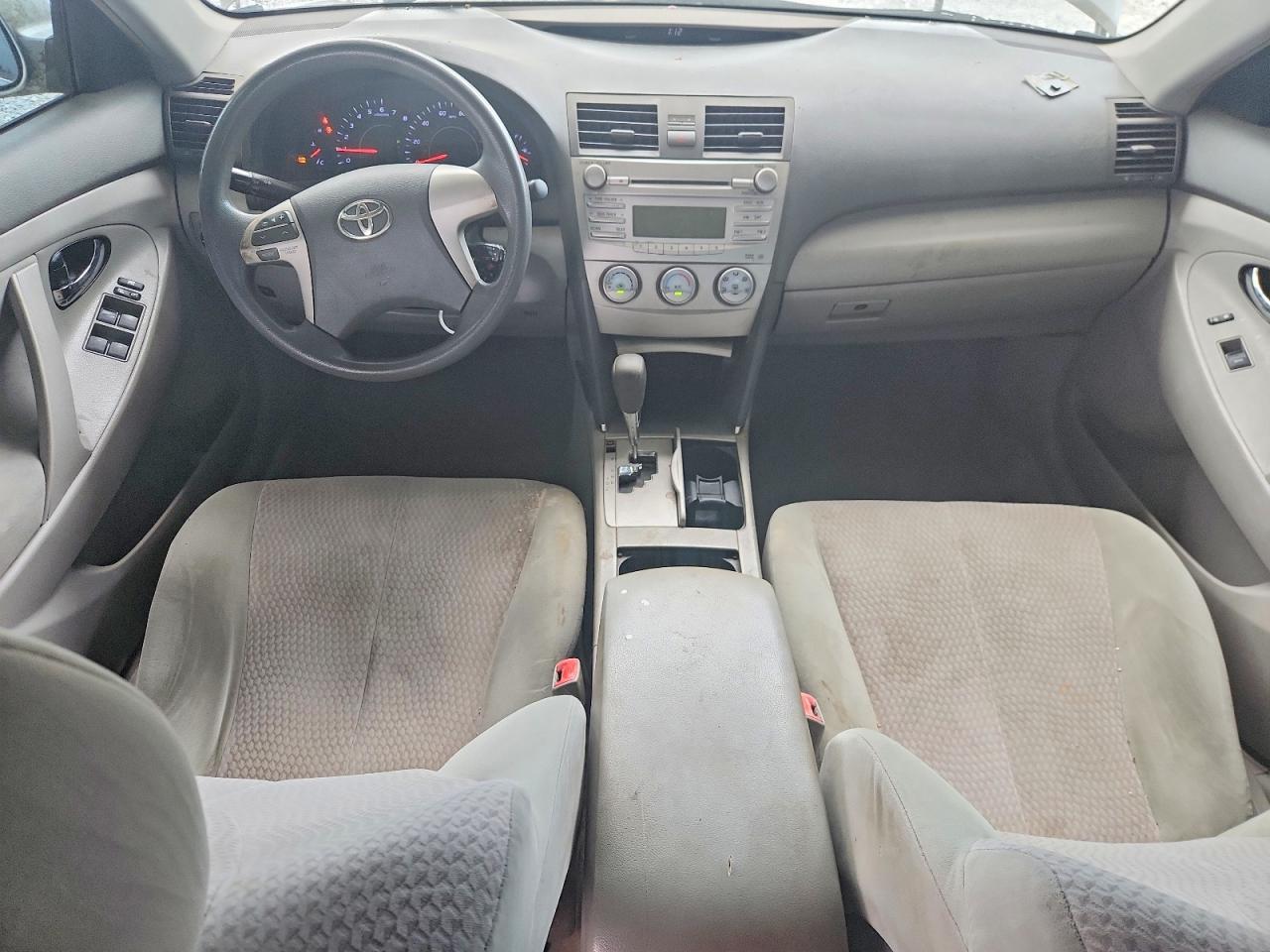 2011 Toyota Camry Le Серебряный vin: 4T1BF3EK9BU156600