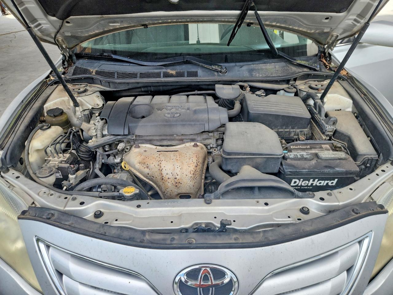 2011 Toyota Camry Le Серебряный vin: 4T1BF3EK9BU156600