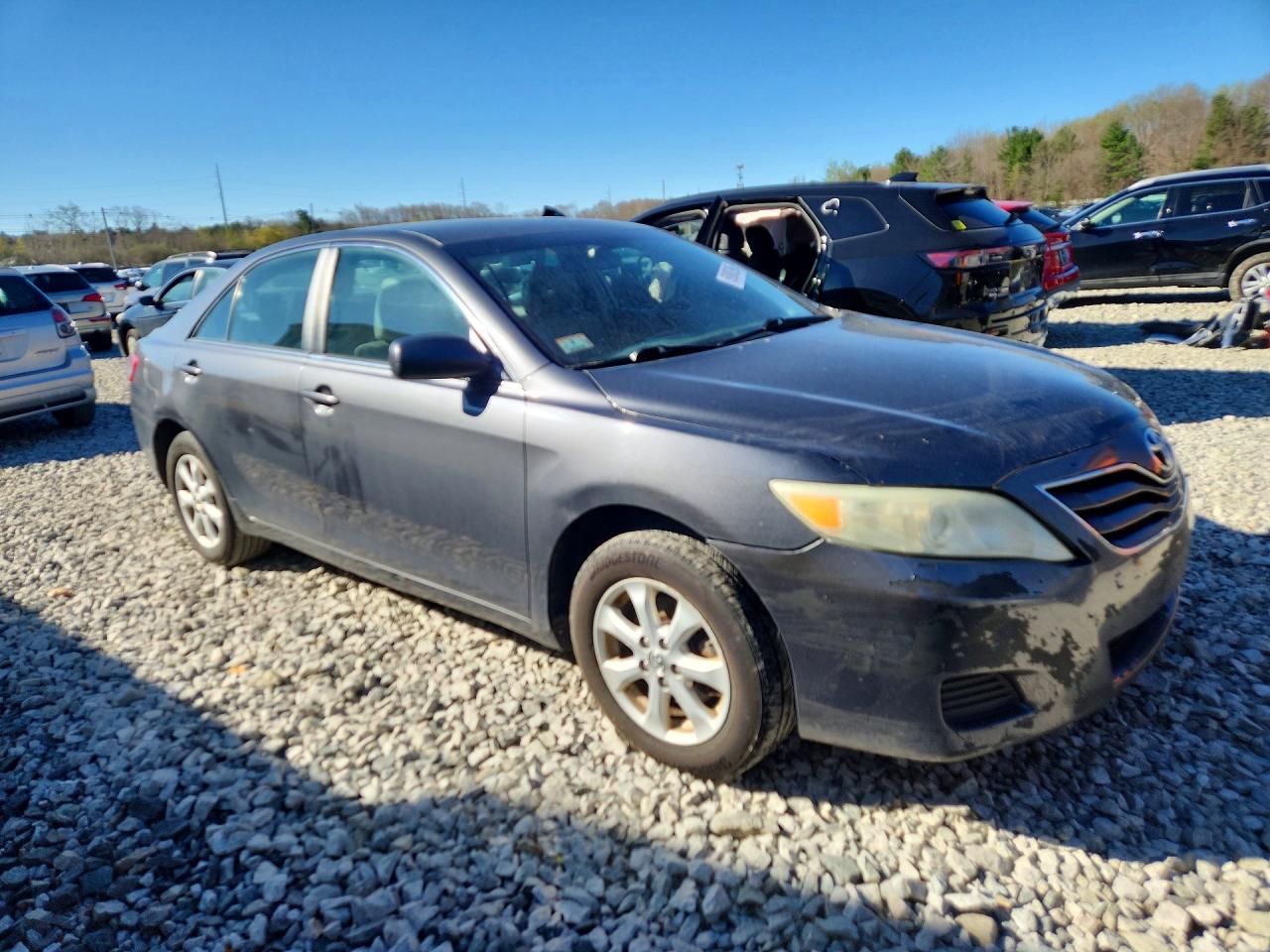 2011 Toyota Camry Le Gray vin: 4T1BF3EK9BU156712