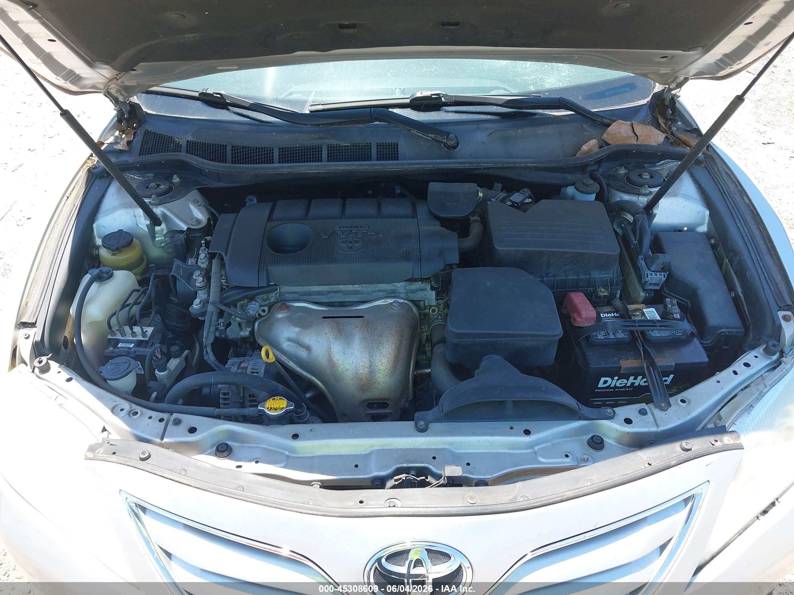 2011 Toyota Camry Le Silver vin: 4T1BF3EK9BU168326