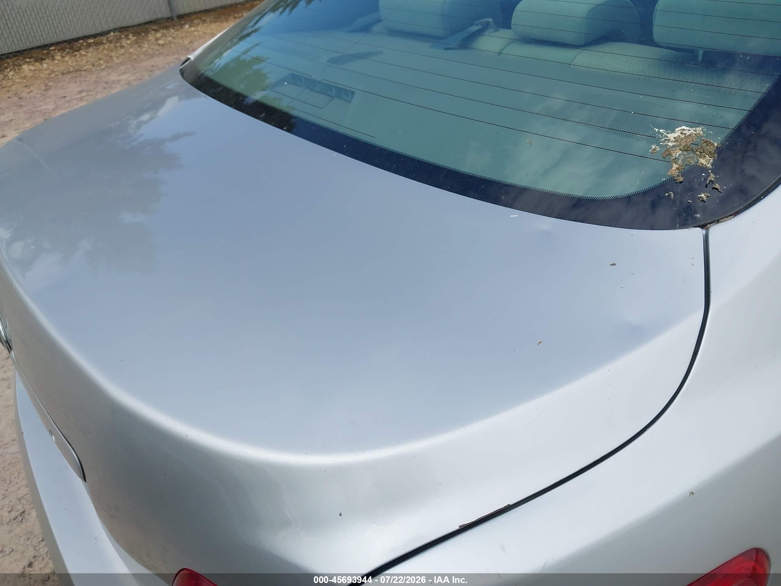 2011 Toyota Camry Le Silver vin: 4T1BF3EK9BU191816