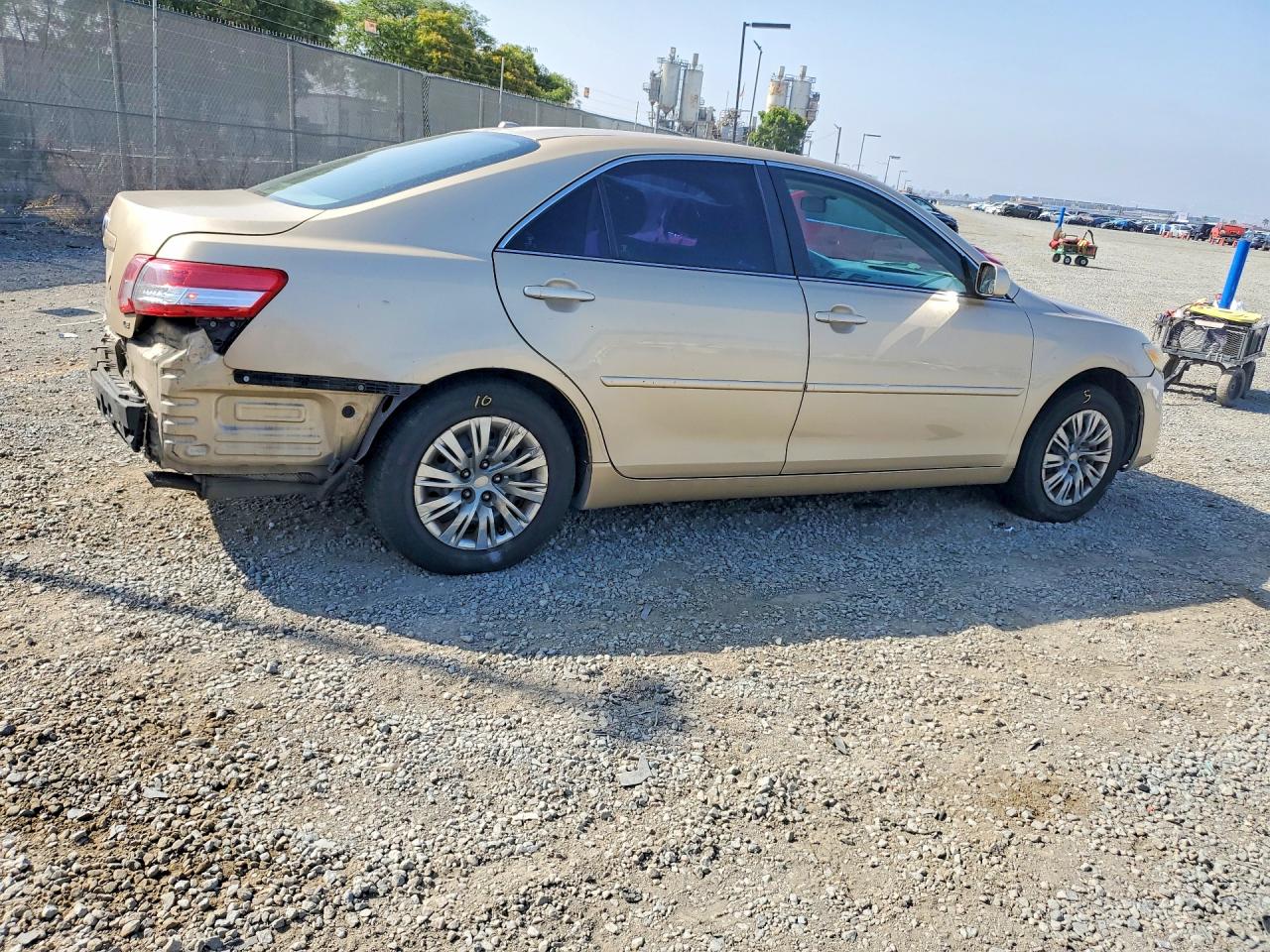 2011 Toyota Camry Le Beige vin: 4T1BF3EK9BU225088