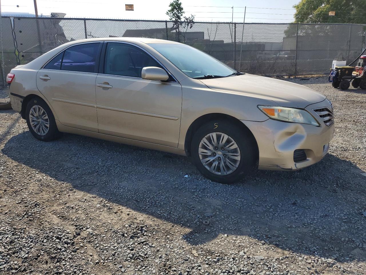 2011 Toyota Camry Le Beige vin: 4T1BF3EK9BU225088