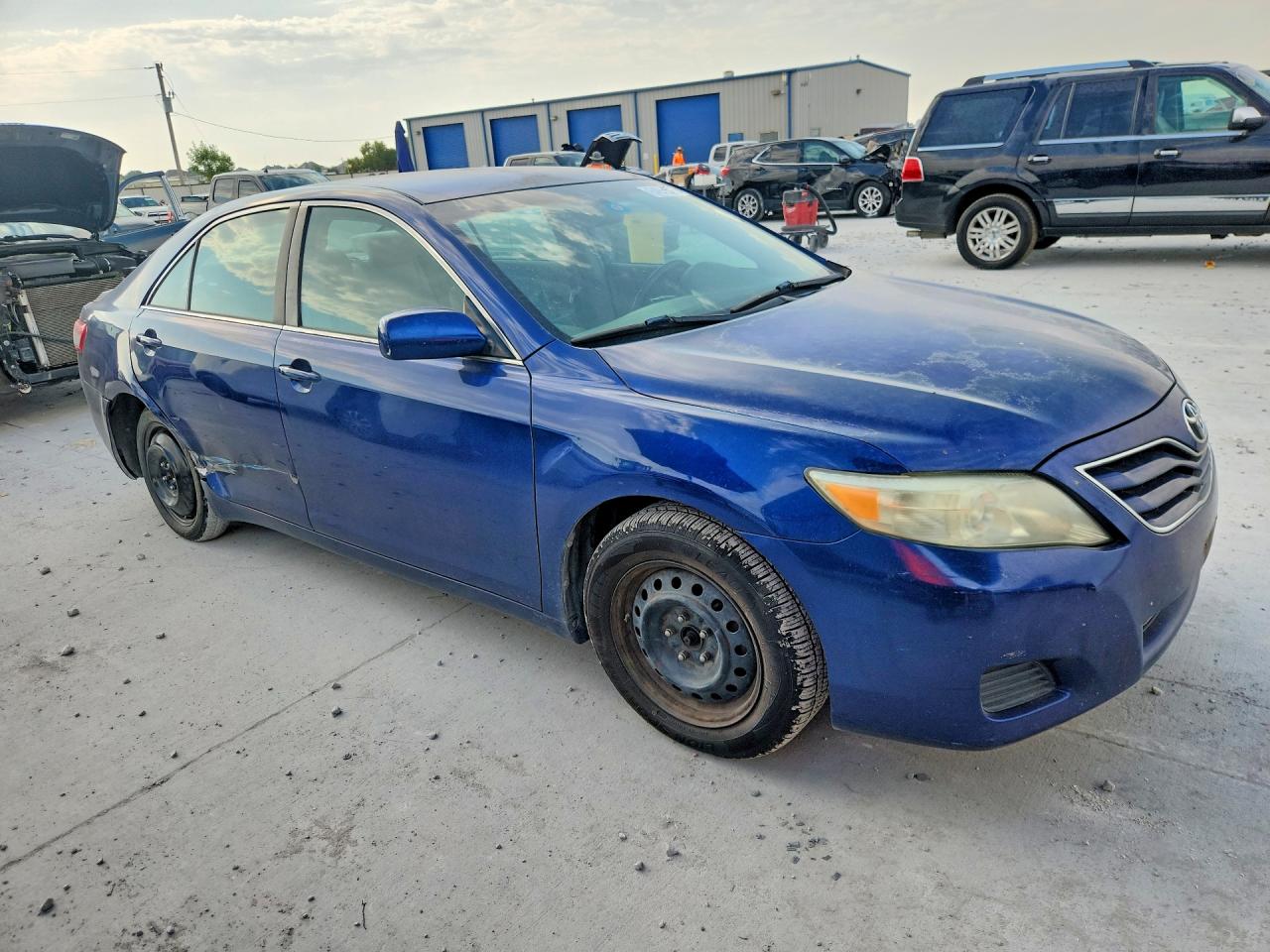 2011 Toyota Camry Le Синий vin: 4T1BF3EK9BU586529