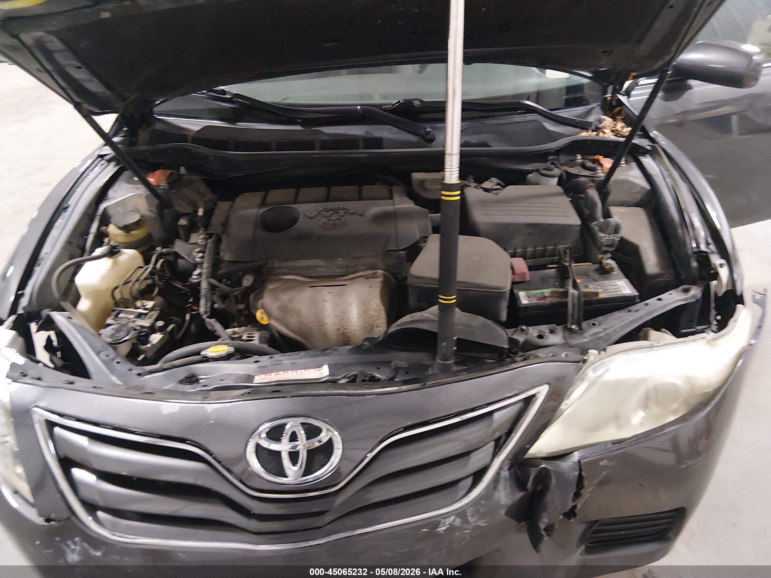 2011 Toyota Camry Le Gray vin: 4T1BF3EK9BU614264