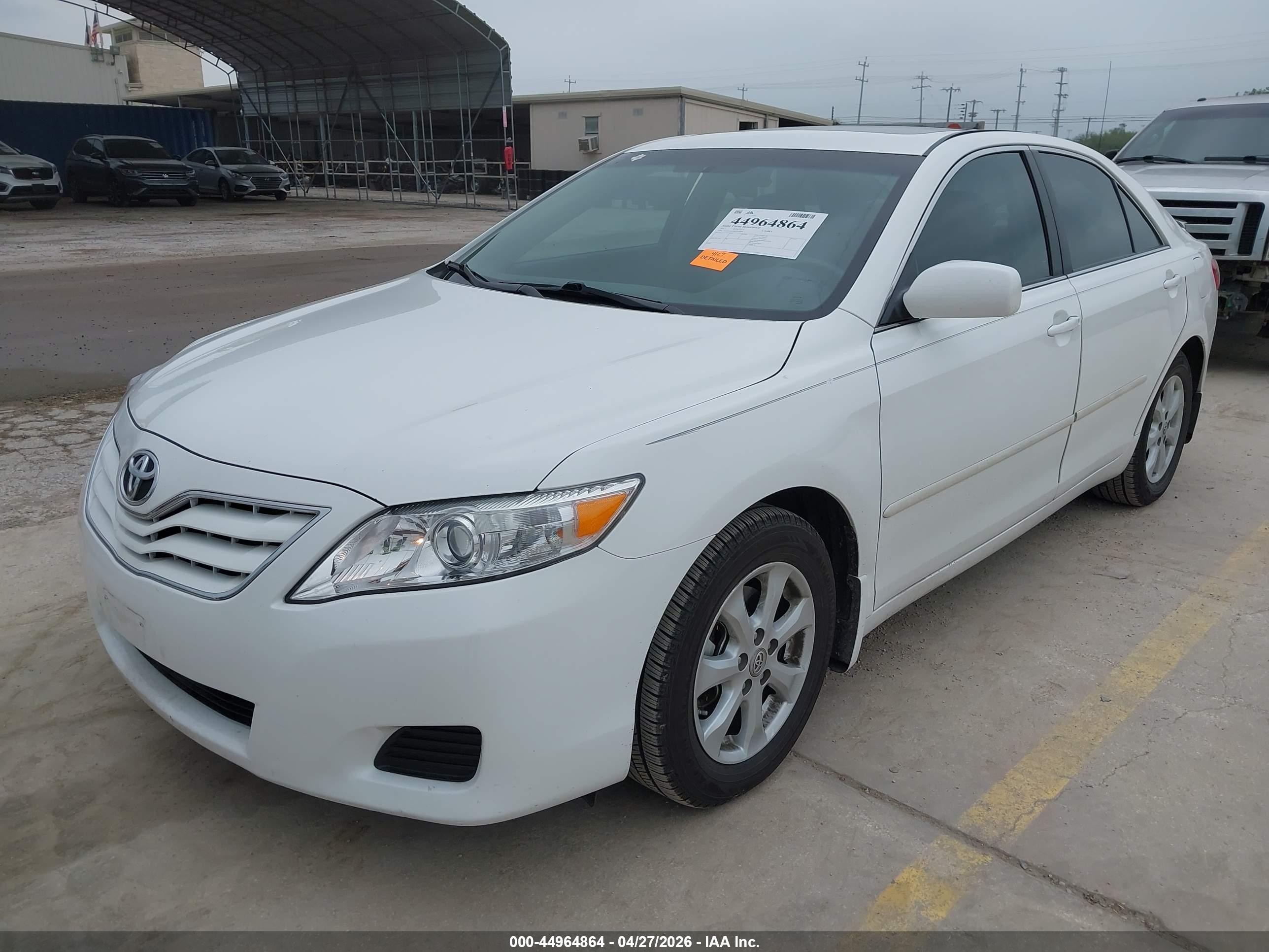 2011 Toyota Camry Le Серебряный vin: 4T1BF3EK9BU620694