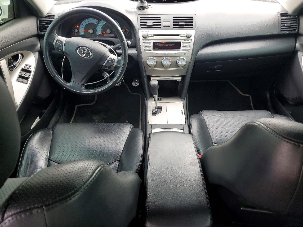 2011 Toyota Camry Base White vin: 4T1BF3EK9BU626267