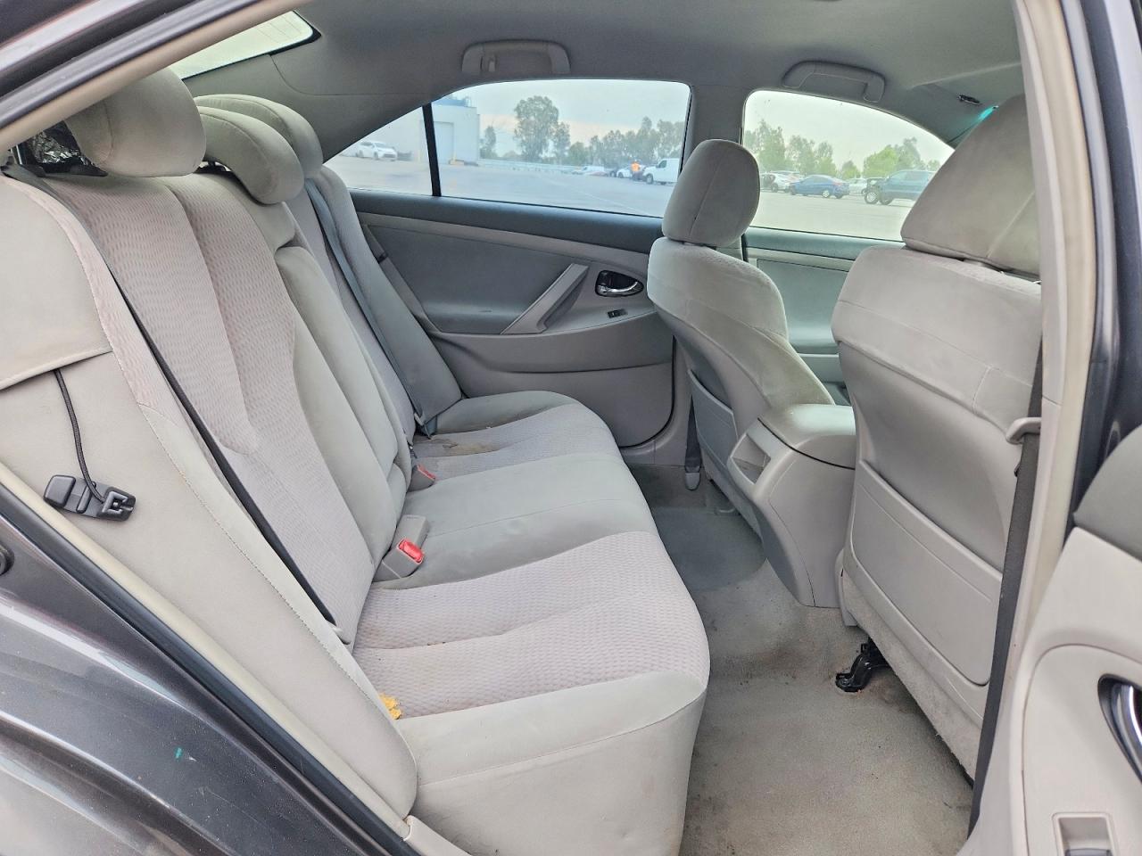 2011 Toyota Camry Le Charcoal vin: 4T1BF3EK9BU628858