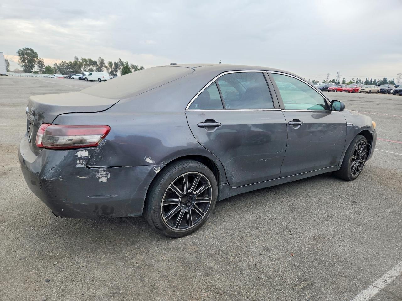 2011 Toyota Camry Le Charcoal vin: 4T1BF3EK9BU628858