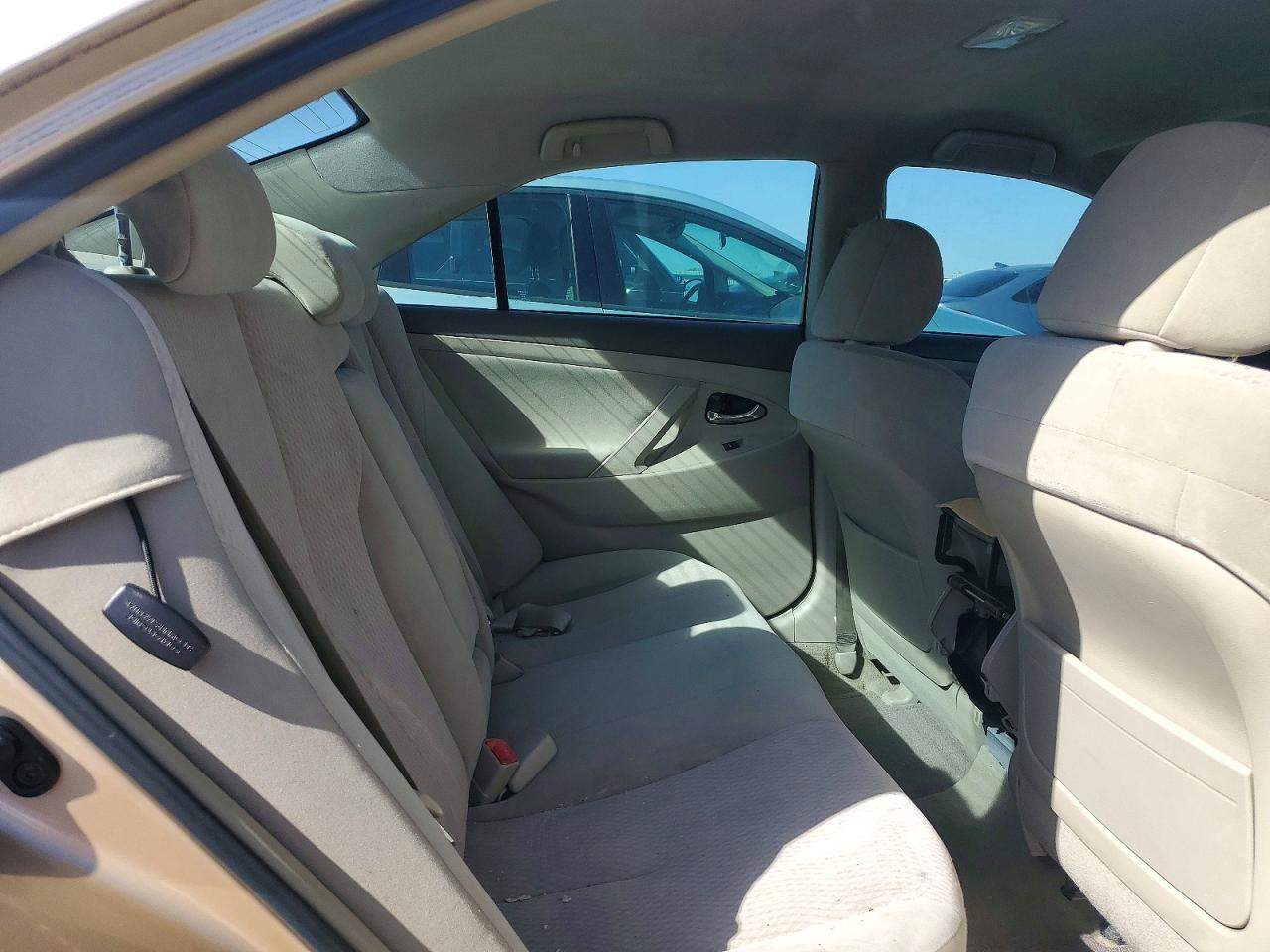 2011 Toyota Camry Le Золотой vin: 4T1BF3EK9BU630769