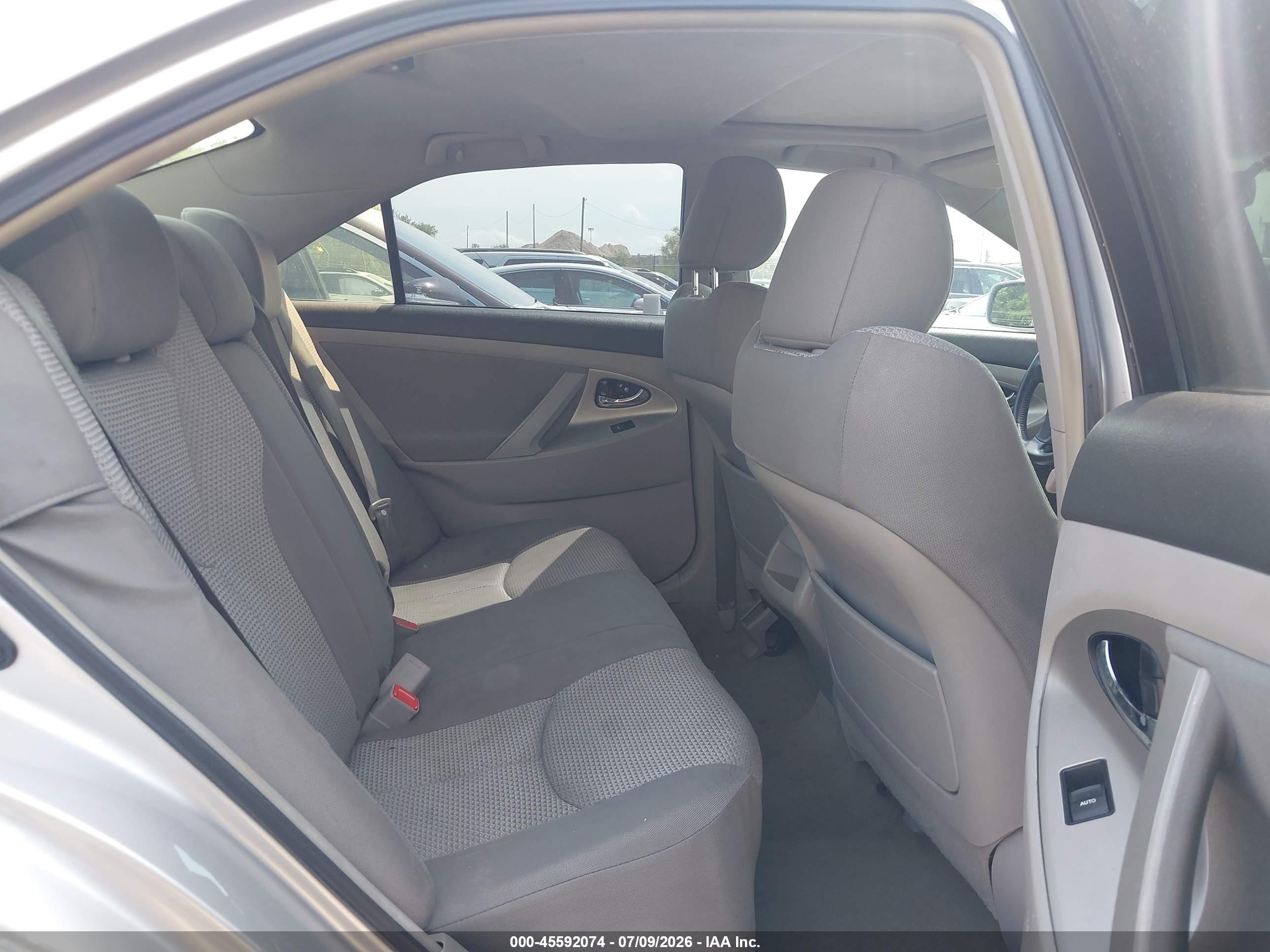 2011 Toyota Camry Se Silver vin: 4T1BF3EK9BU649161