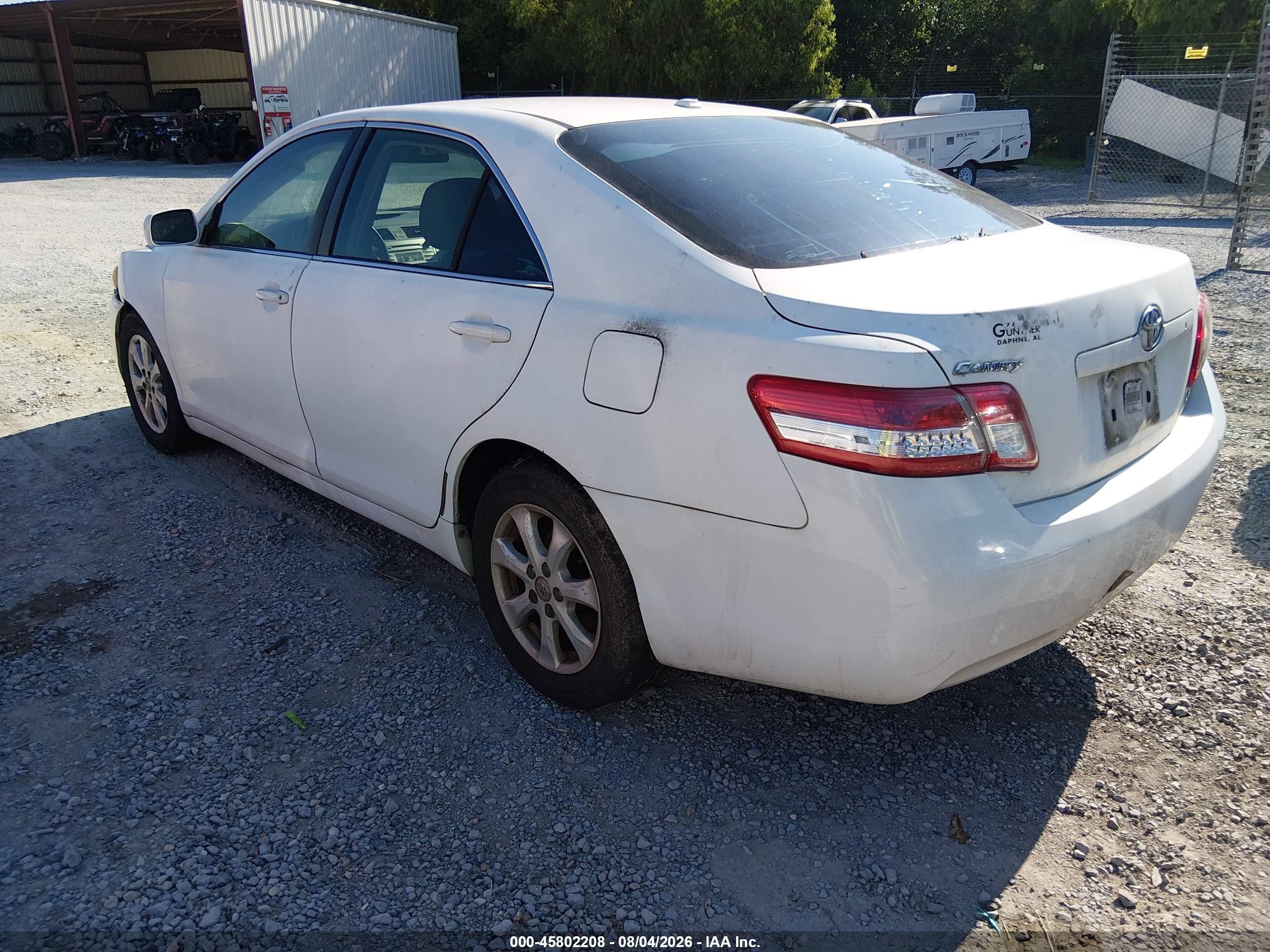 2011 Toyota Camry Le White vin: 4T1BF3EK9BU656790