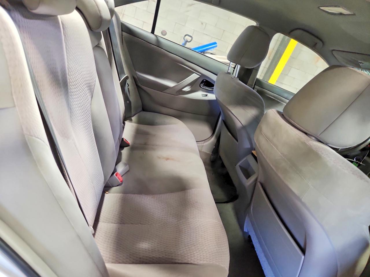 2011 Toyota Camry Le Серебряный vin: 4T1BF3EK9BU662704