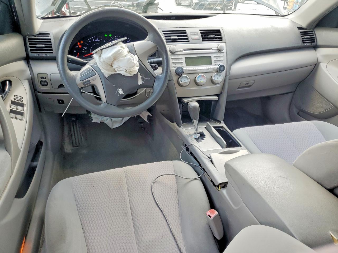 2011 Toyota Camry Le Gray vin: 4T1BF3EK9BU668986