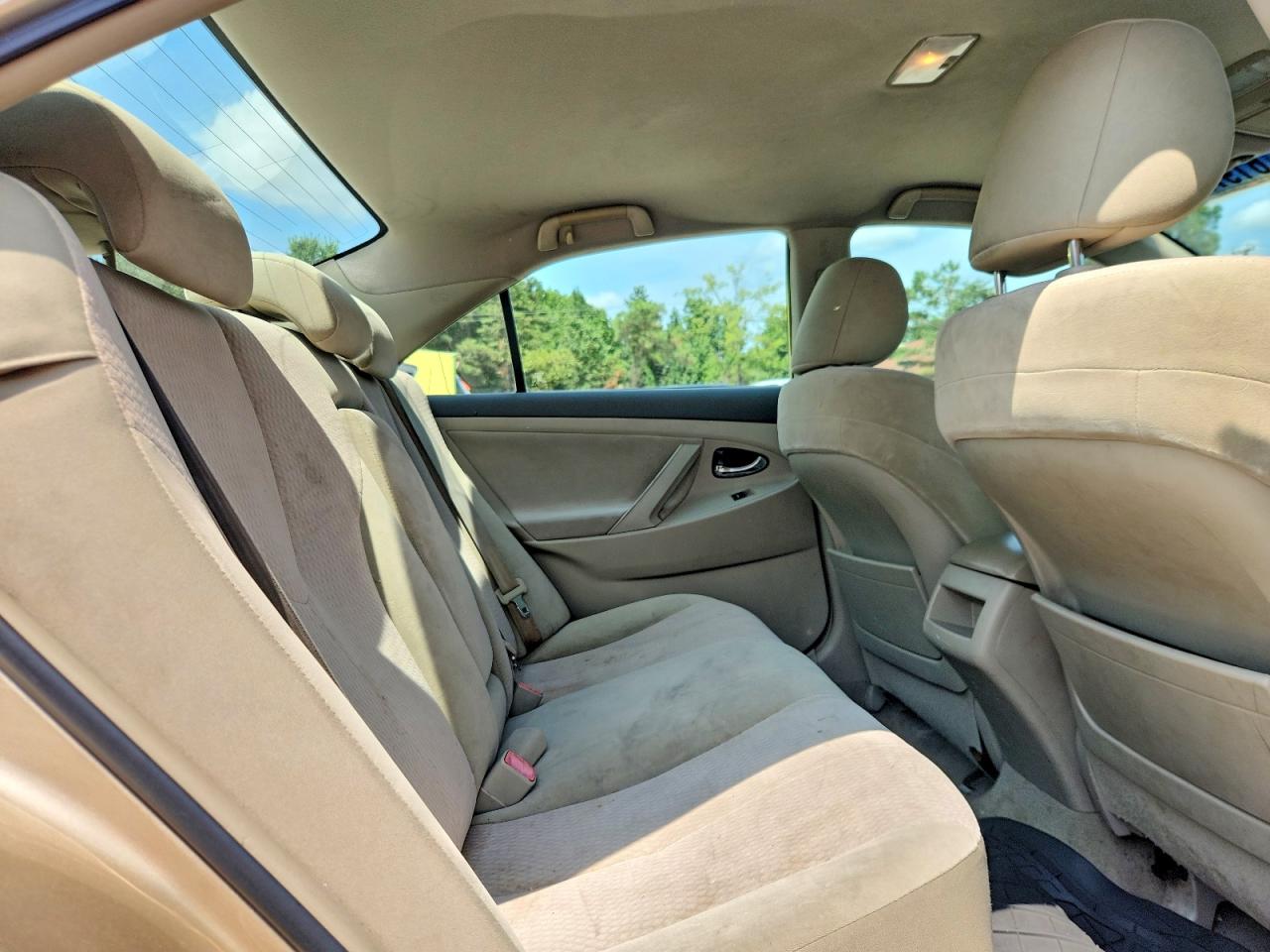 2011 Toyota Camry Le Золотой vin: 4T1BF3EK9BU674500