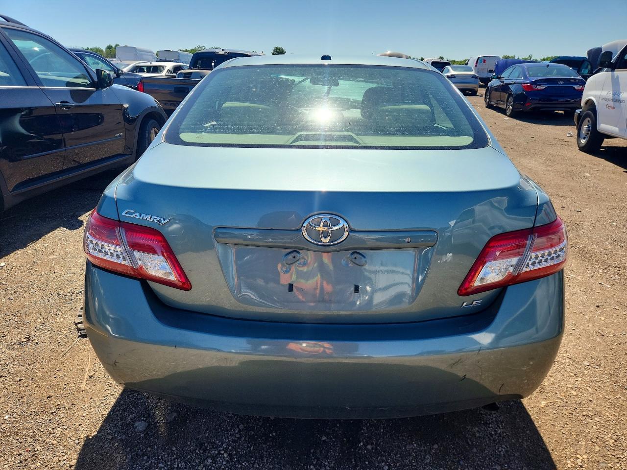 2011 Toyota Camry Le Teal vin: 4T1BF3EK9BU697968