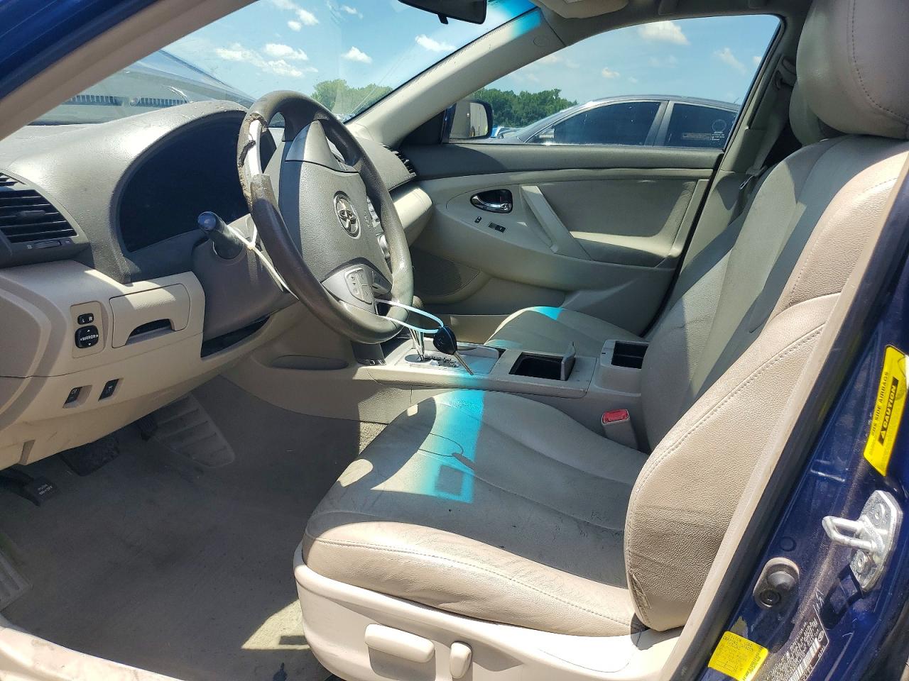 2011 Toyota Camry Le Blue vin: 4T1BF3EK9BU739930
