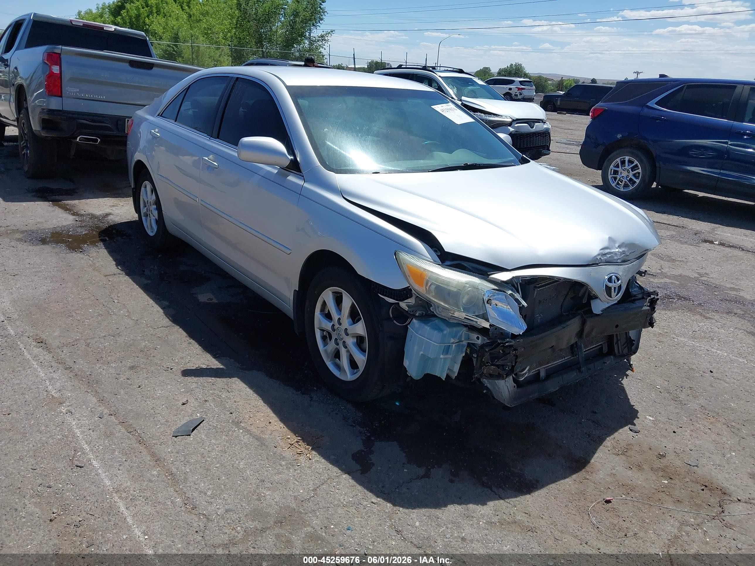 2011 Toyota Camry Le Silver vin: 4T1BF3EK9BU740303