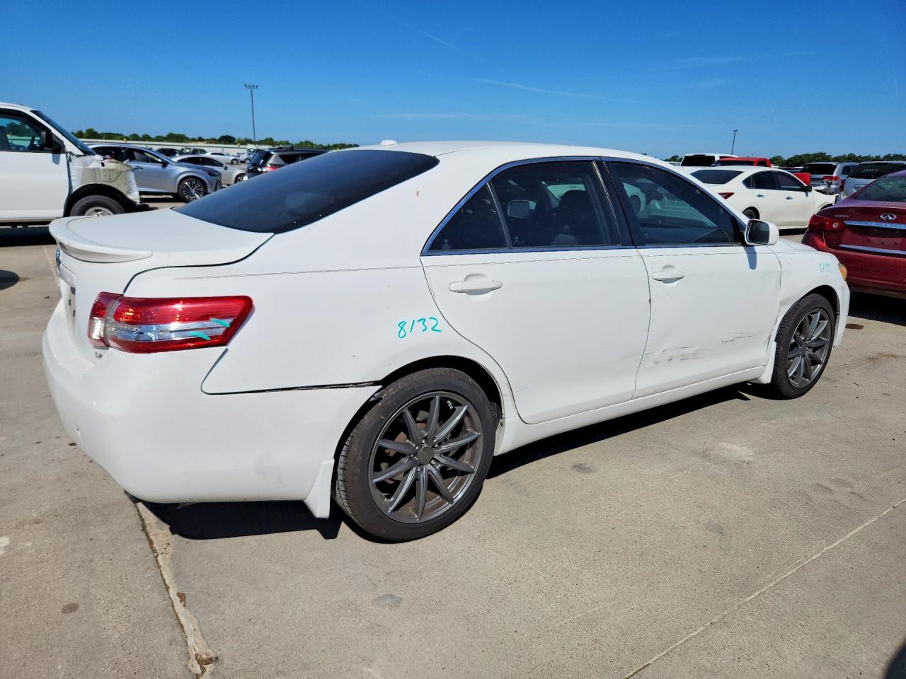 2011 Toyota Camry Le Белый vin: 4T1BF3EK9BU742620