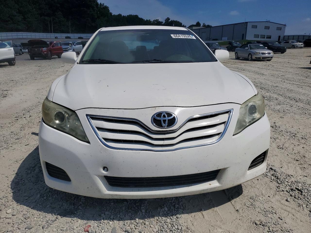 2011 Toyota Camry Le White vin: 4T1BF3EK9BU748269