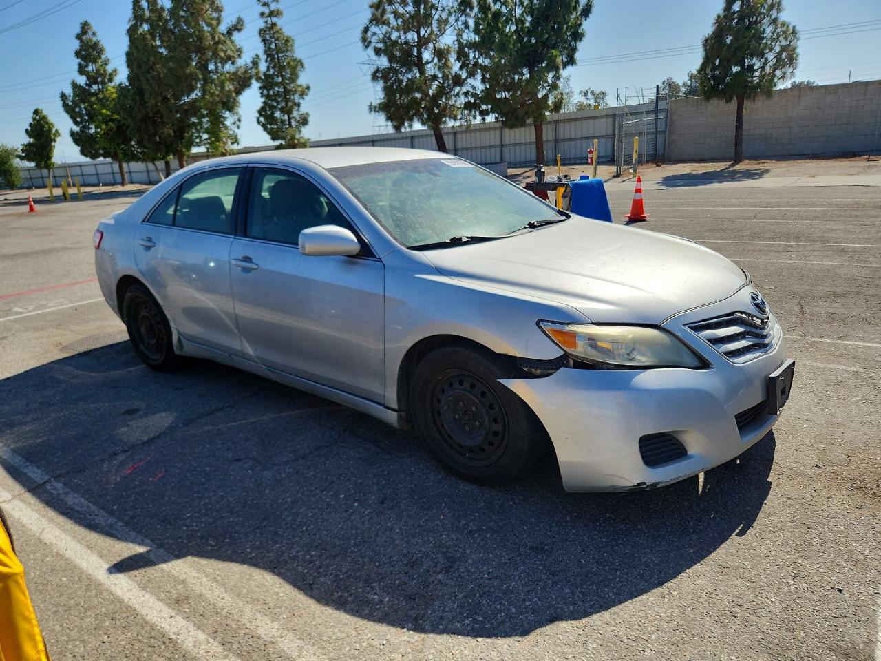 2011 Toyota Camry Le Silver vin: 4T1BF3EK9BU768960