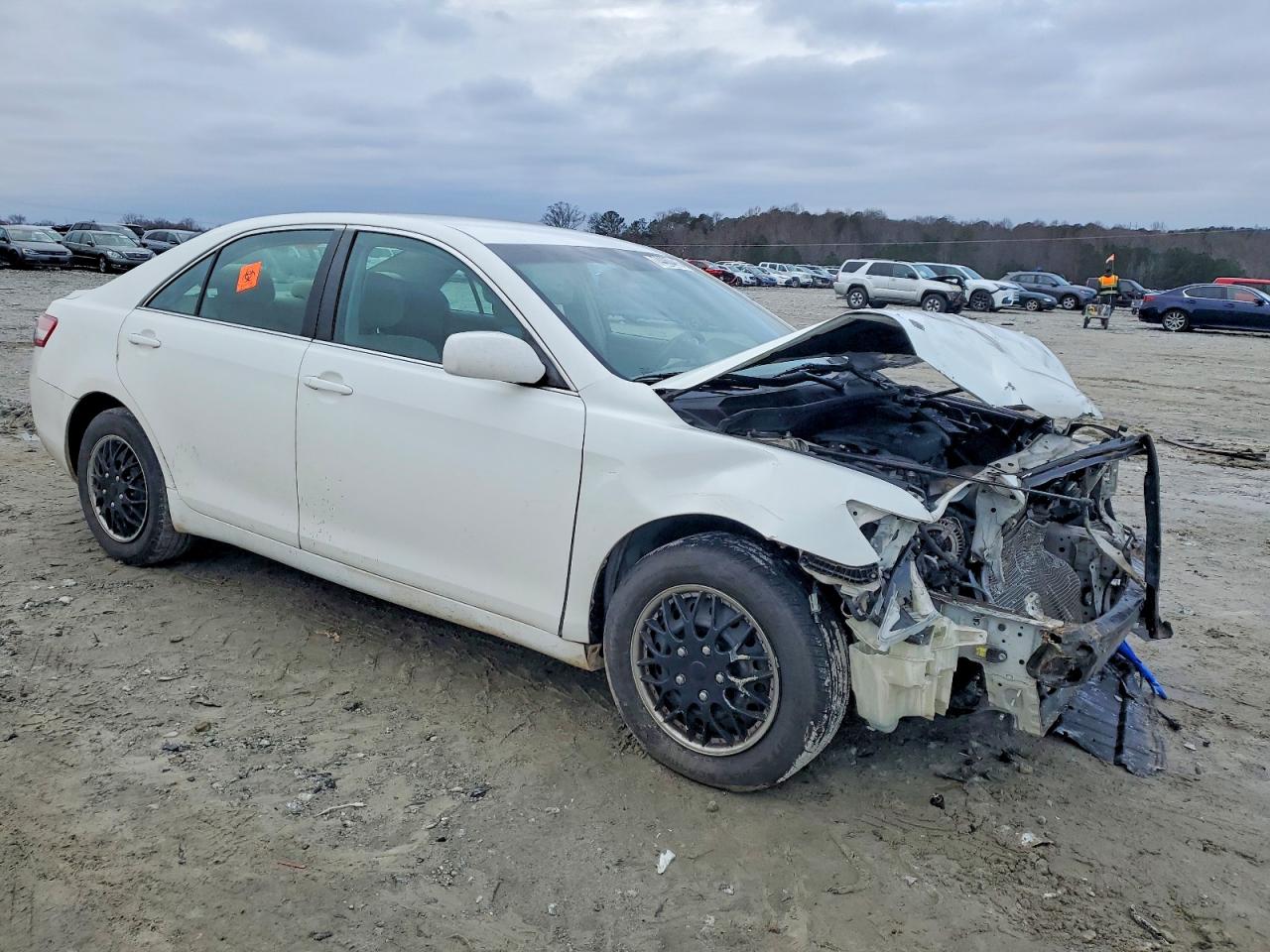 2011 Toyota Camry Base White vin: 4T1BF3EK9BU770238