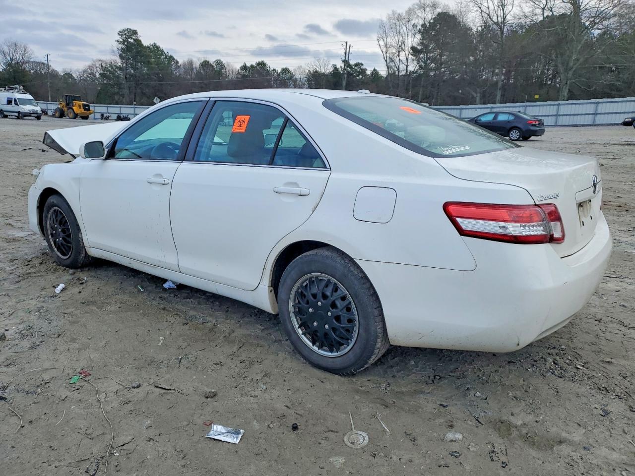 2011 Toyota Camry Base White vin: 4T1BF3EK9BU770238