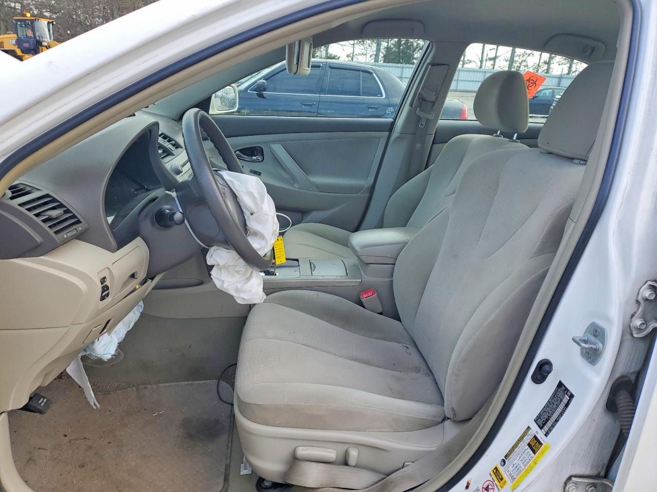 2011 Toyota Camry Base White vin: 4T1BF3EK9BU770238