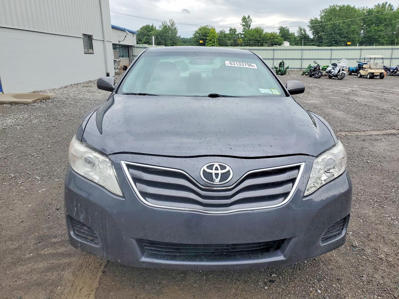 2010 Toyota Camry Le Gray vin: 4T1BF3EKXAU008762