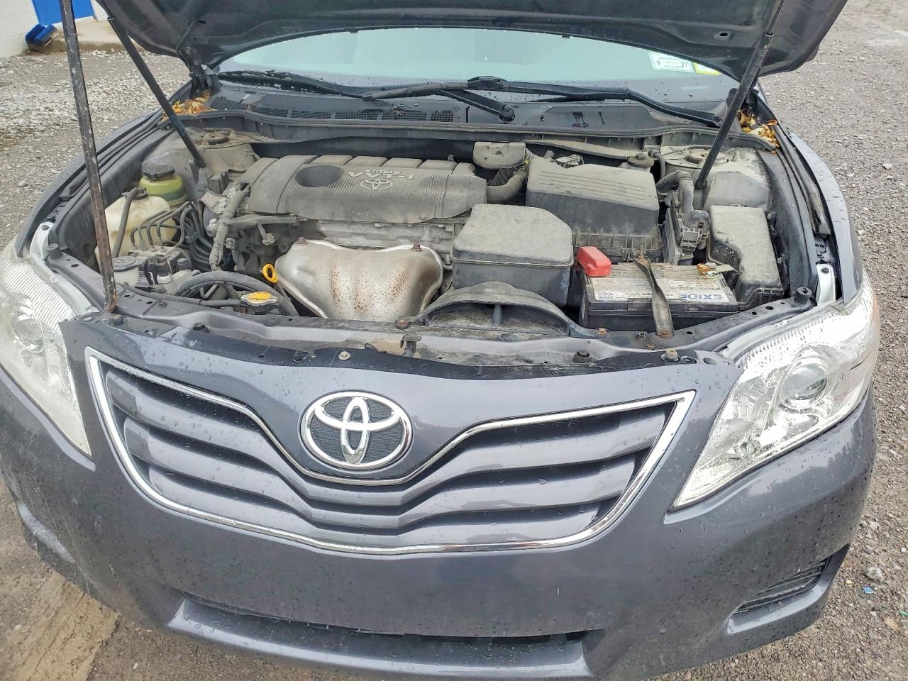 2010 Toyota Camry Le Gray vin: 4T1BF3EKXAU008762
