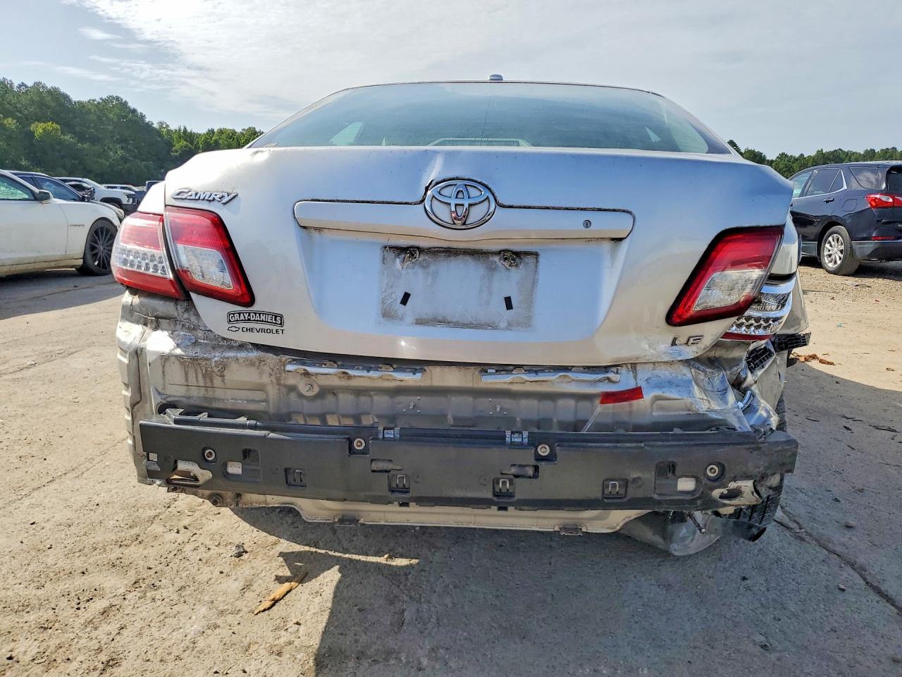 2010 Toyota Camry Le Серебряный vin: 4T1BF3EKXAU009510