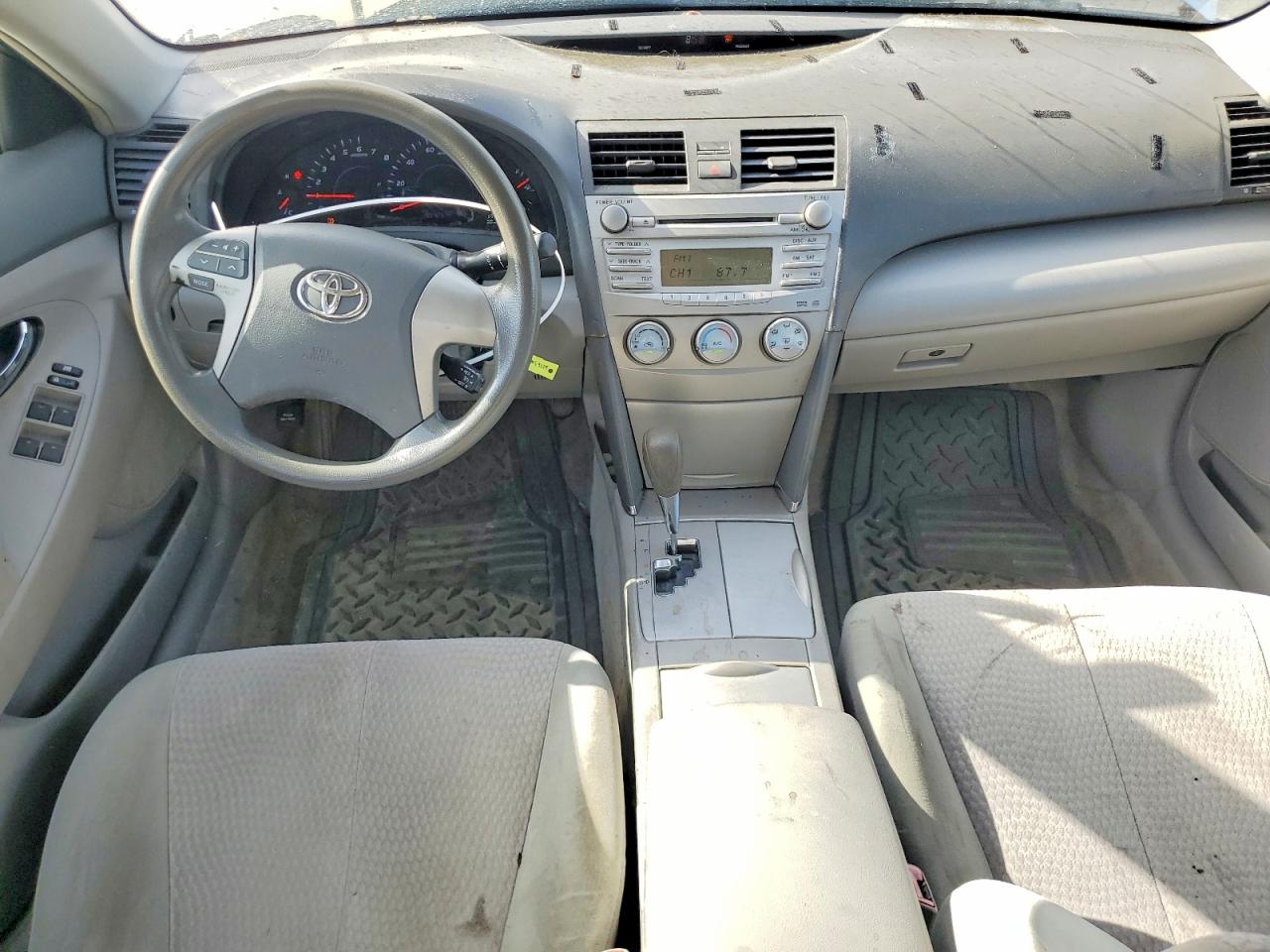 2010 Toyota Camry Le Серебряный vin: 4T1BF3EKXAU009510