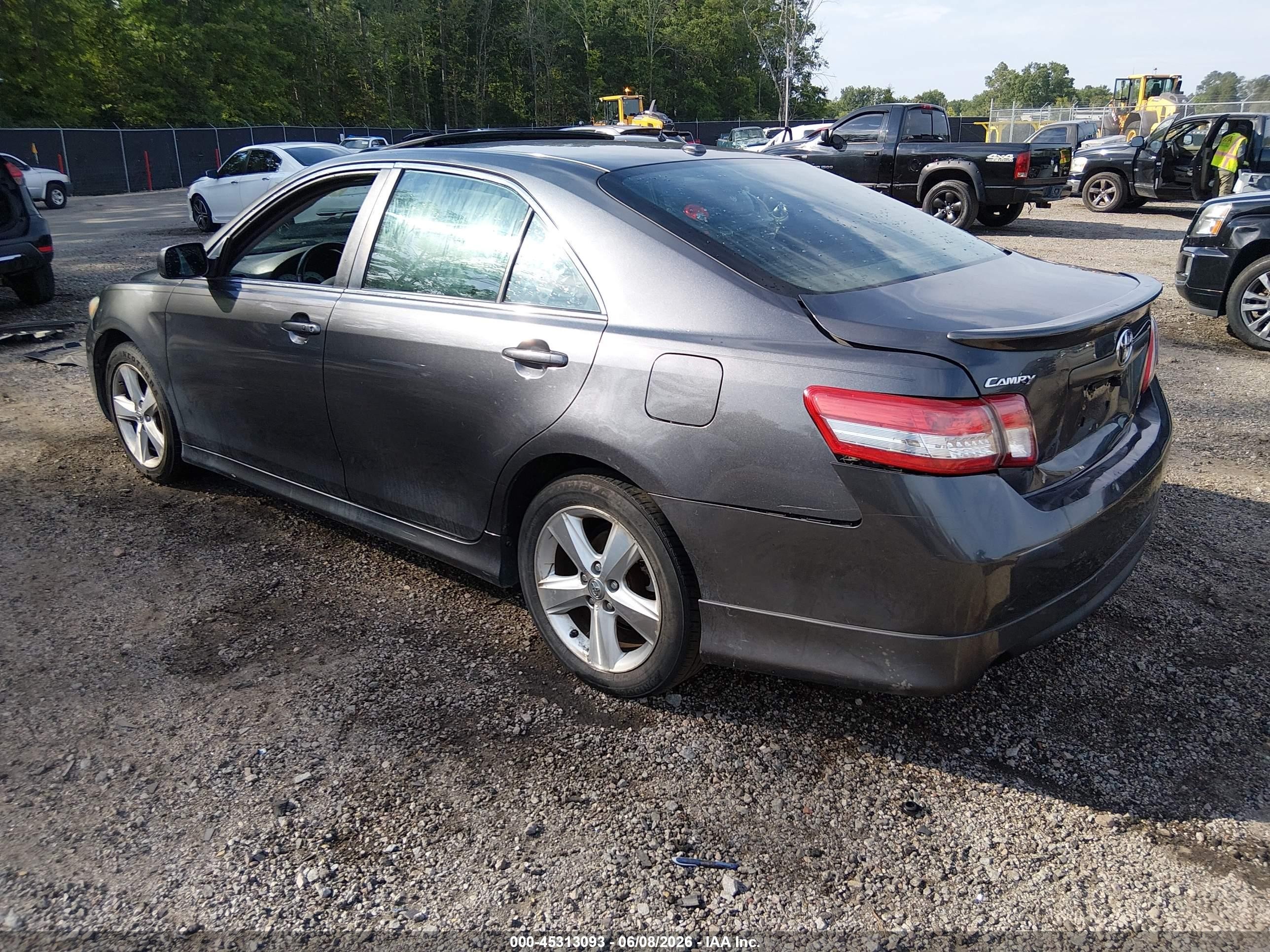 2010 Toyota Camry Se Gray vin: 4T1BF3EKXAU022984