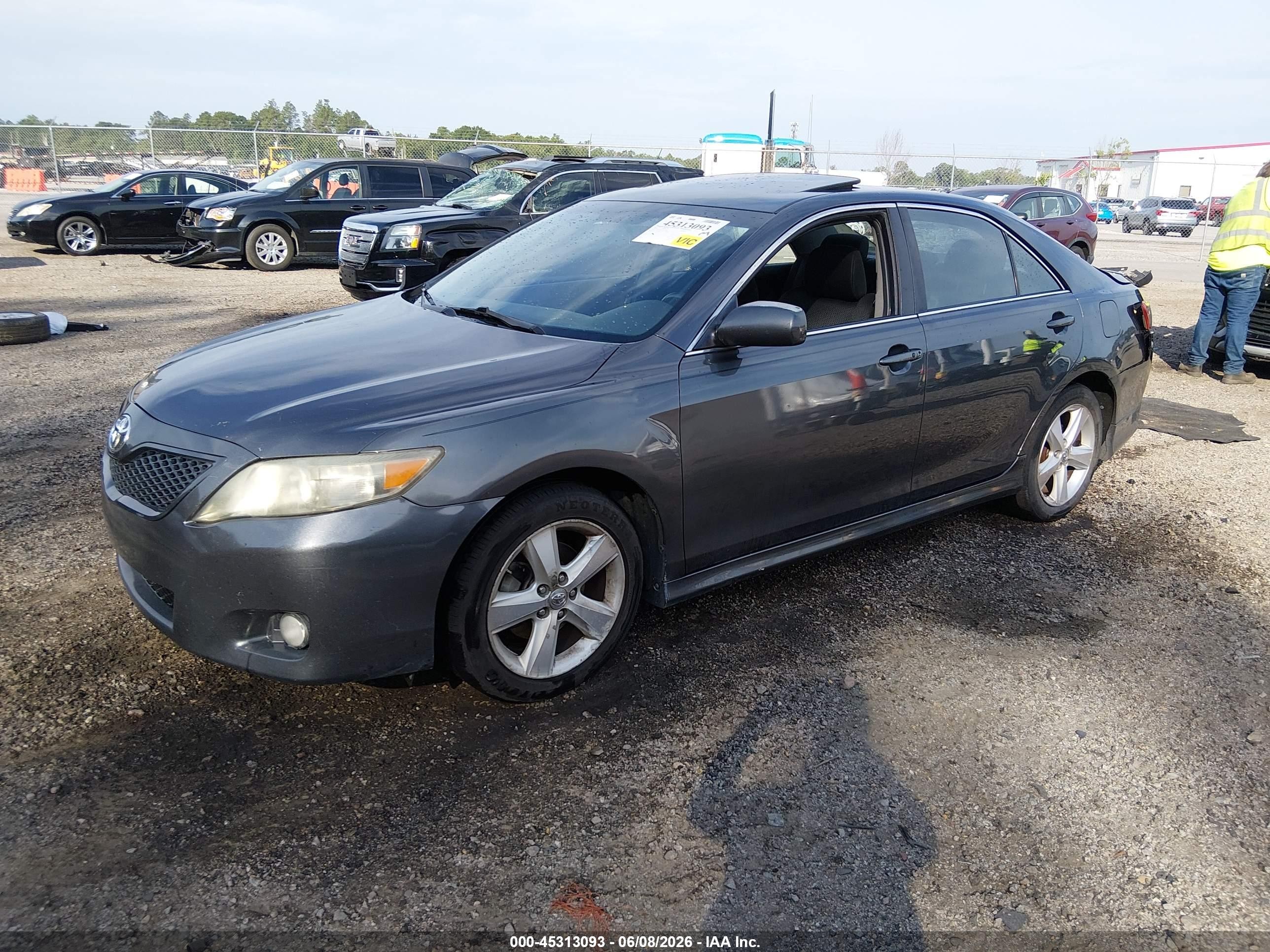 2010 Toyota Camry Se Gray vin: 4T1BF3EKXAU022984