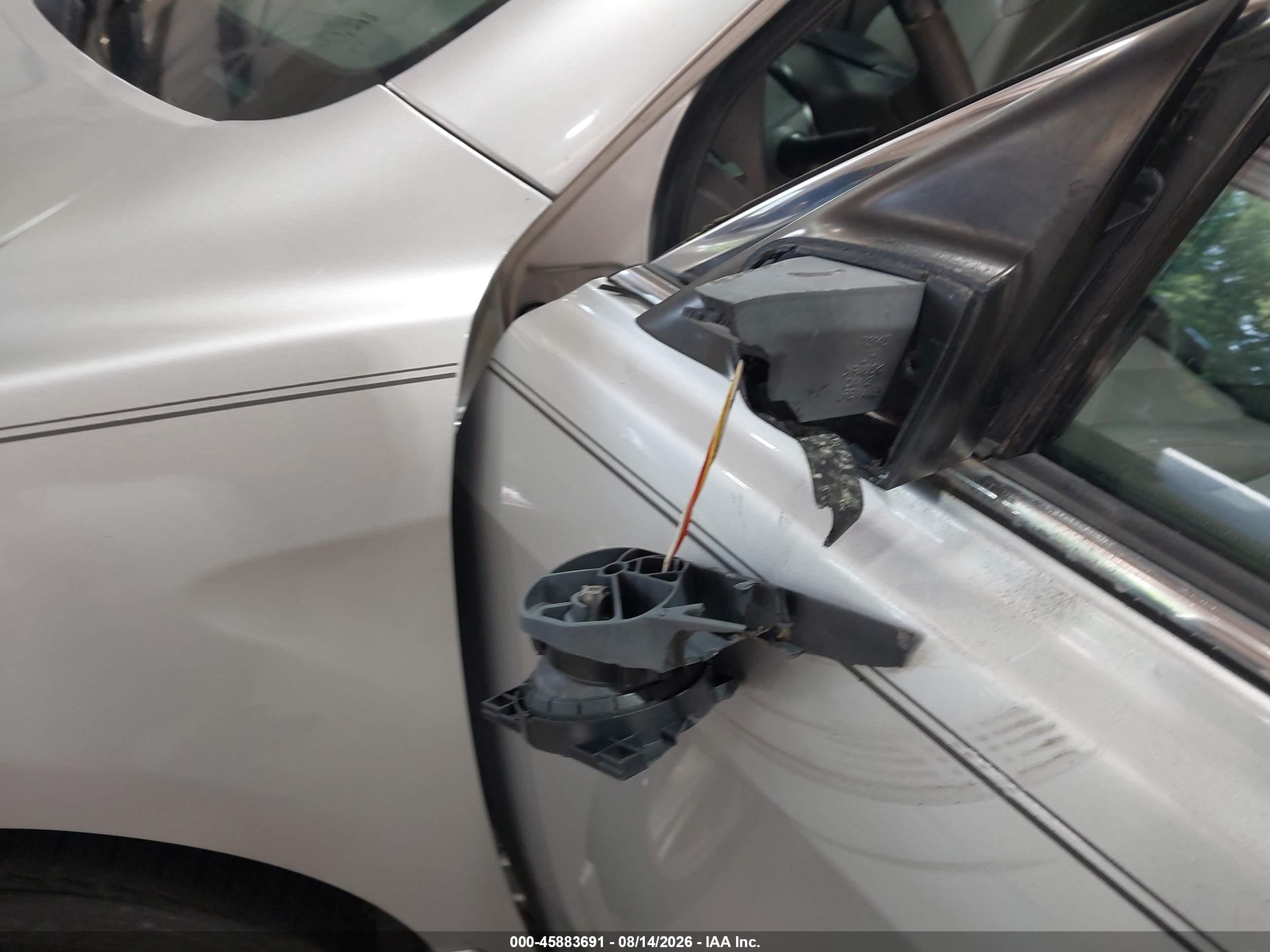 2010 Toyota Camry Le Silver vin: 4T1BF3EKXAU047951