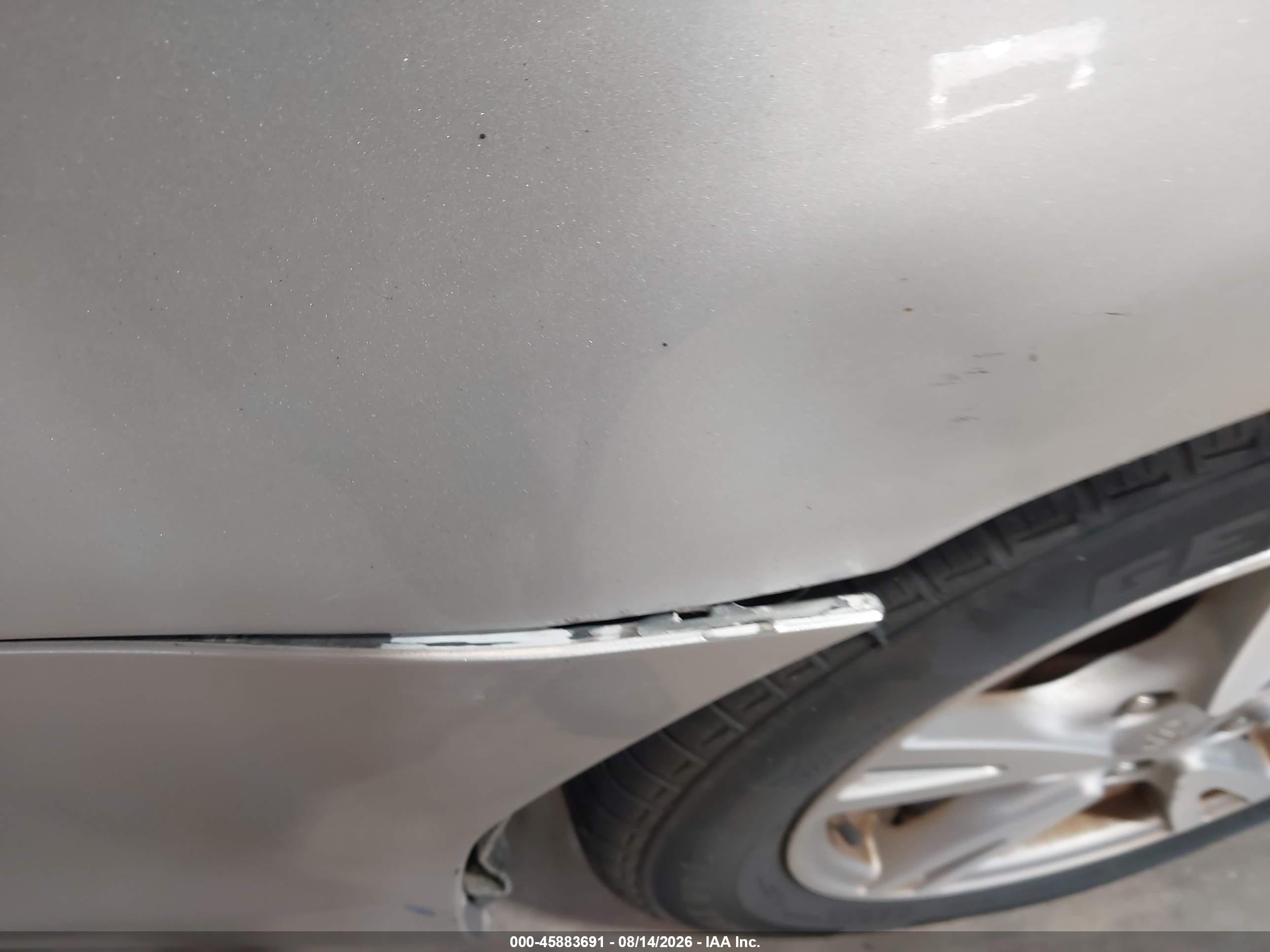 2010 Toyota Camry Le Silver vin: 4T1BF3EKXAU047951
