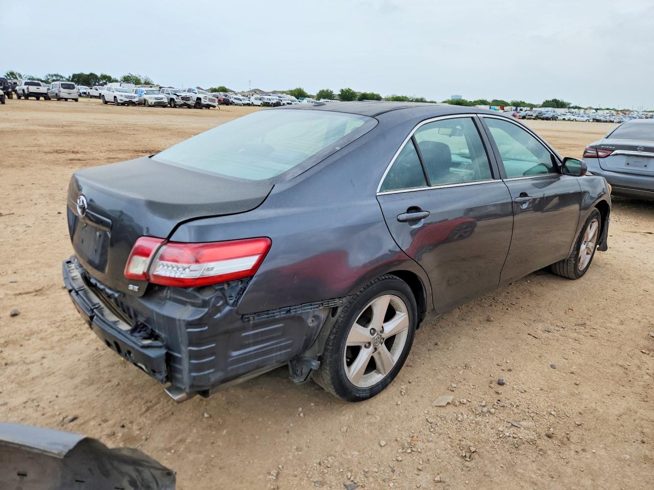 2010 Toyota Camry Se Gray vin: 4T1BF3EKXAU050588