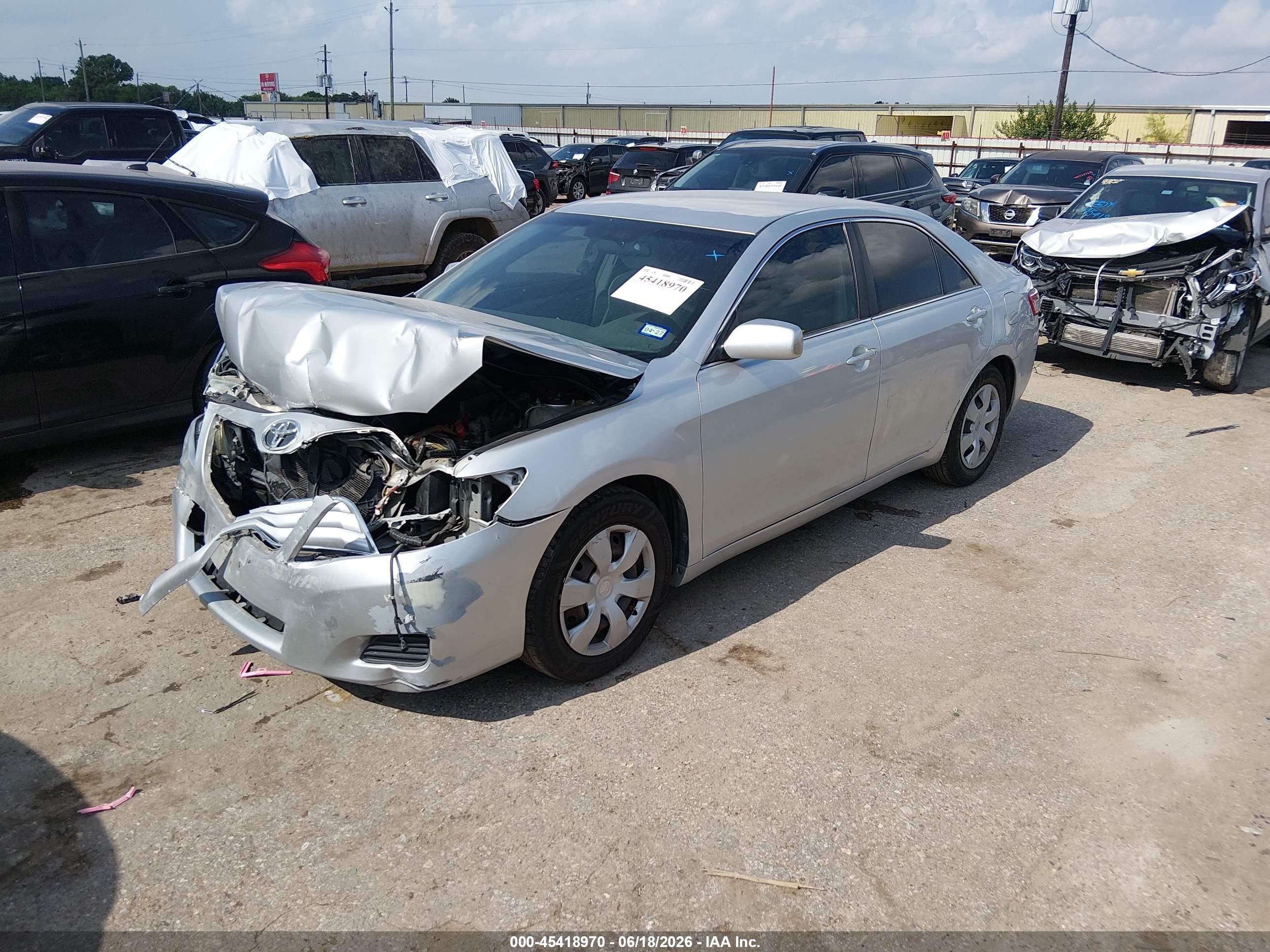 2010 Toyota Camry Le Silver vin: 4T1BF3EKXAU054365
