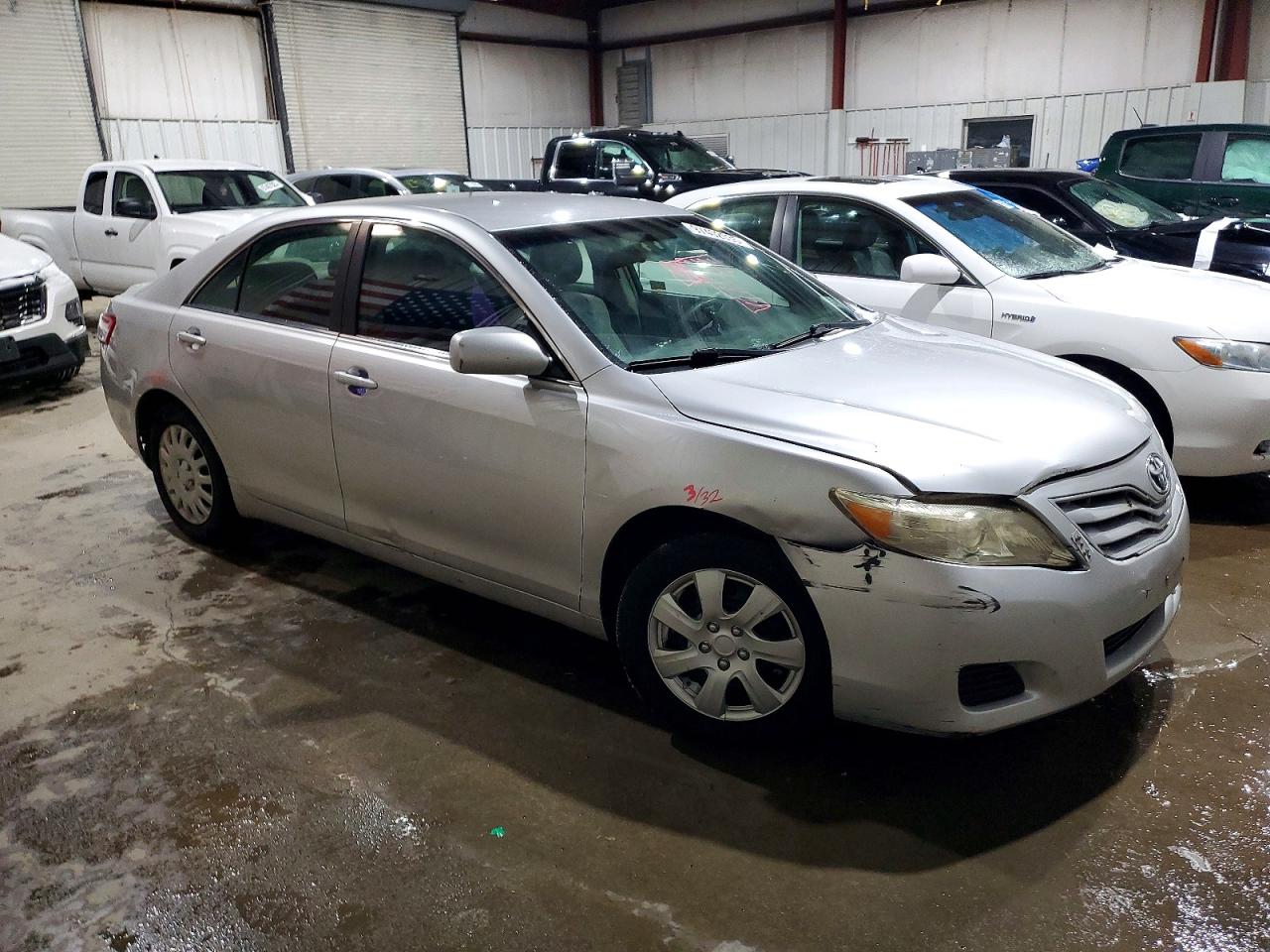 2010 Toyota Camry Silver vin: 4T1BF3EKXAU059260
